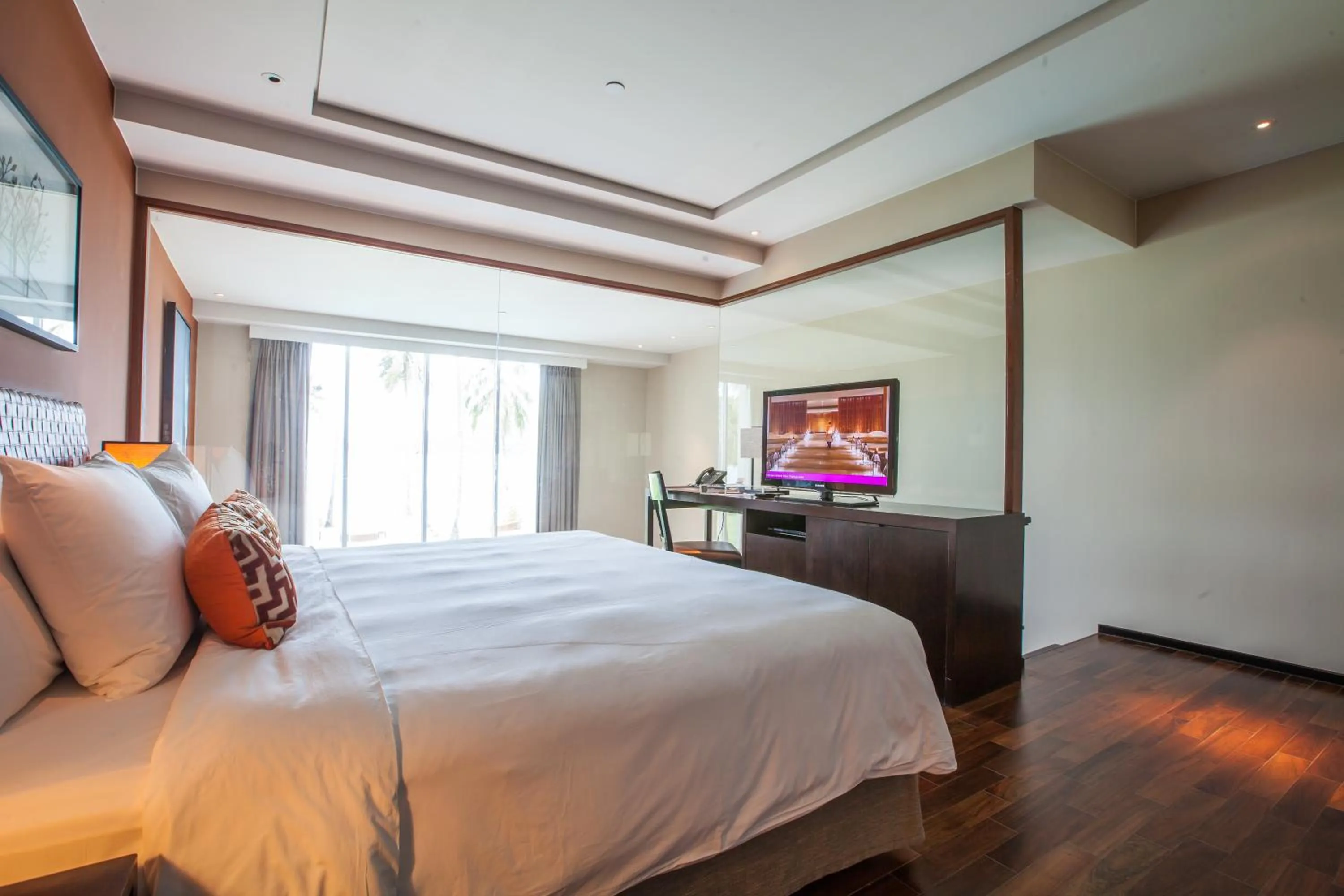 Bathroom, TV/Entertainment Center in Phuket Panwa Beachfront Resort