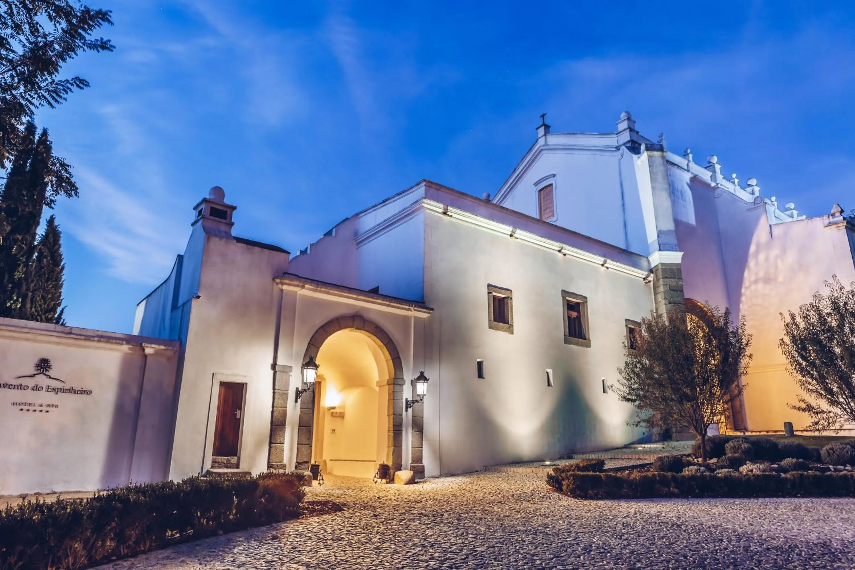 Facade/entrance in Convento do Espinheiro, Historic Hotel & Spa