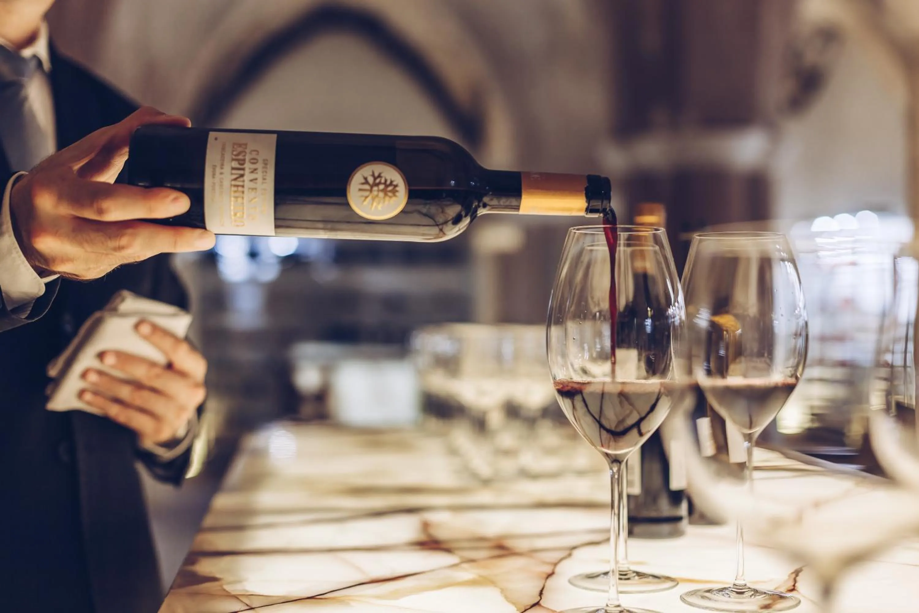 Alcoholic drinks in Convento do Espinheiro, Historic Hotel & Spa