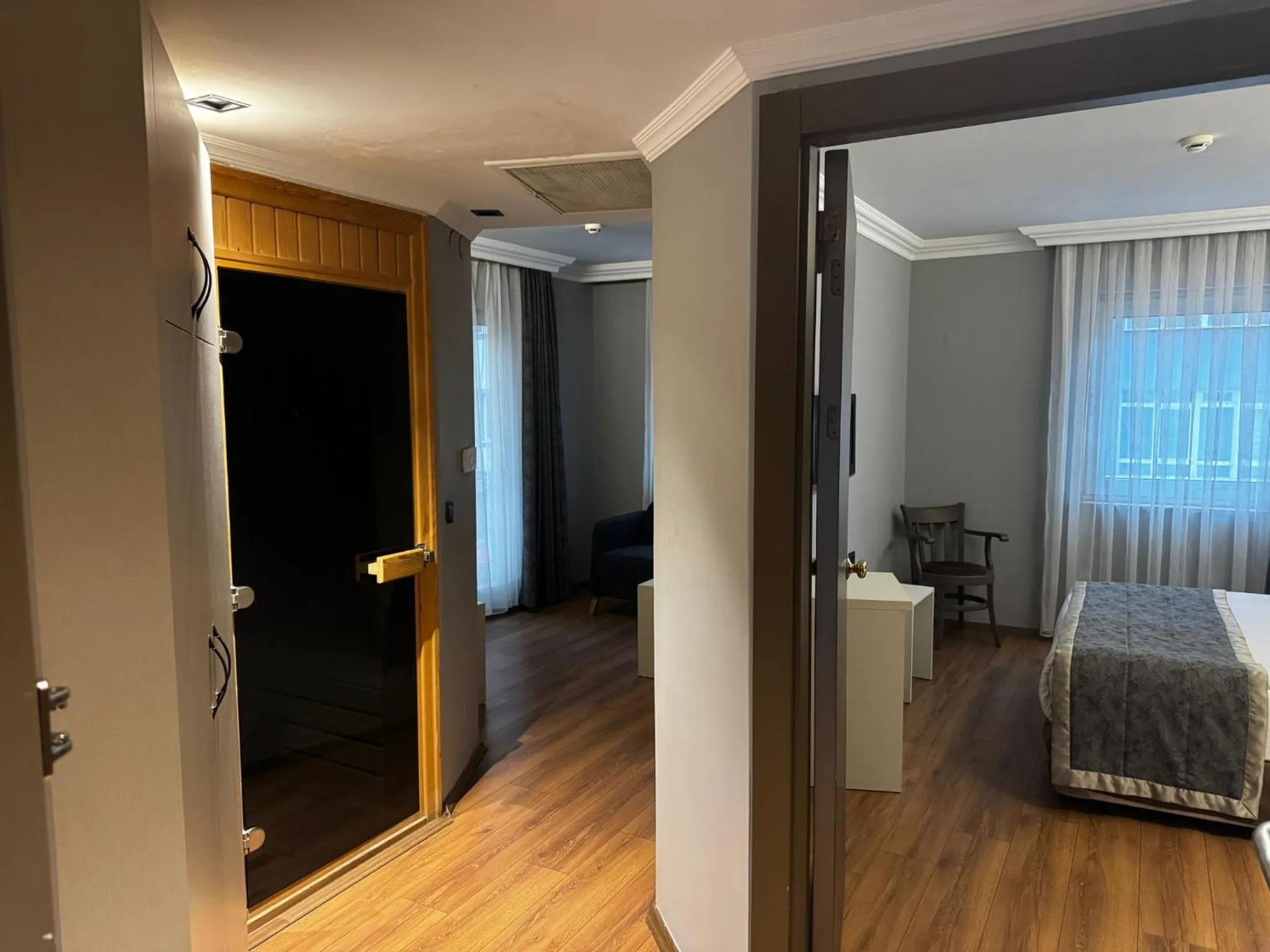 Photo of the whole room, Bed in Ankara Royal Hotel