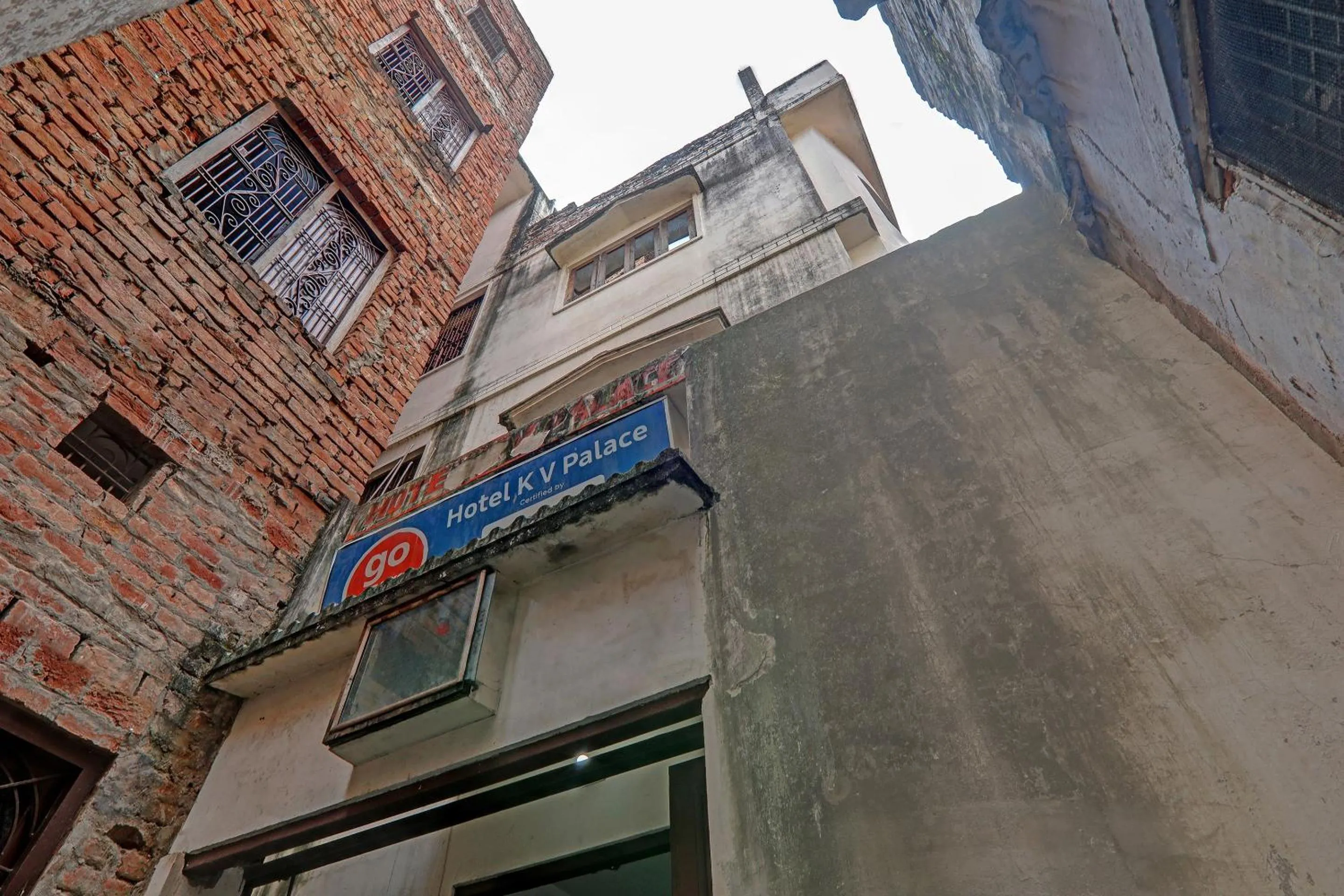 Facade/entrance in Hotel K V PALACE