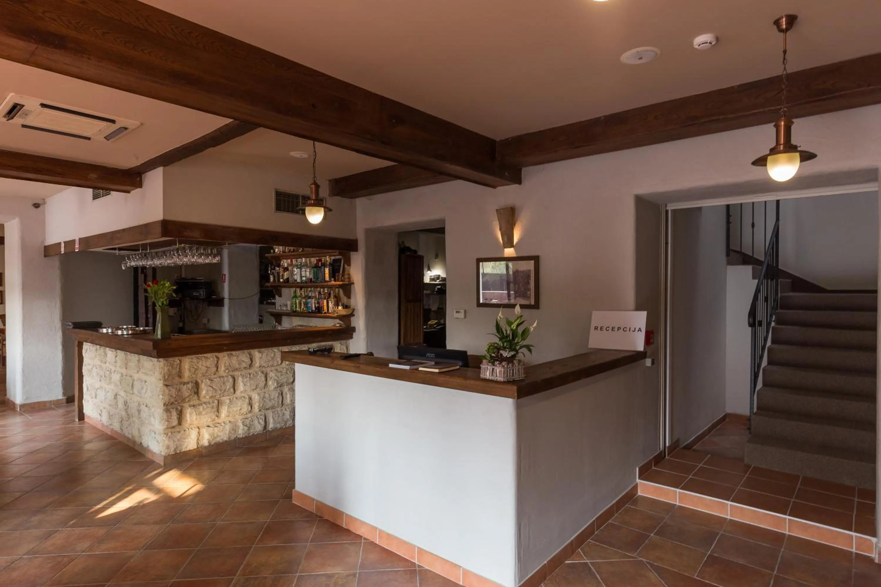 Lobby or reception in Hotel Vimbula - Komolac