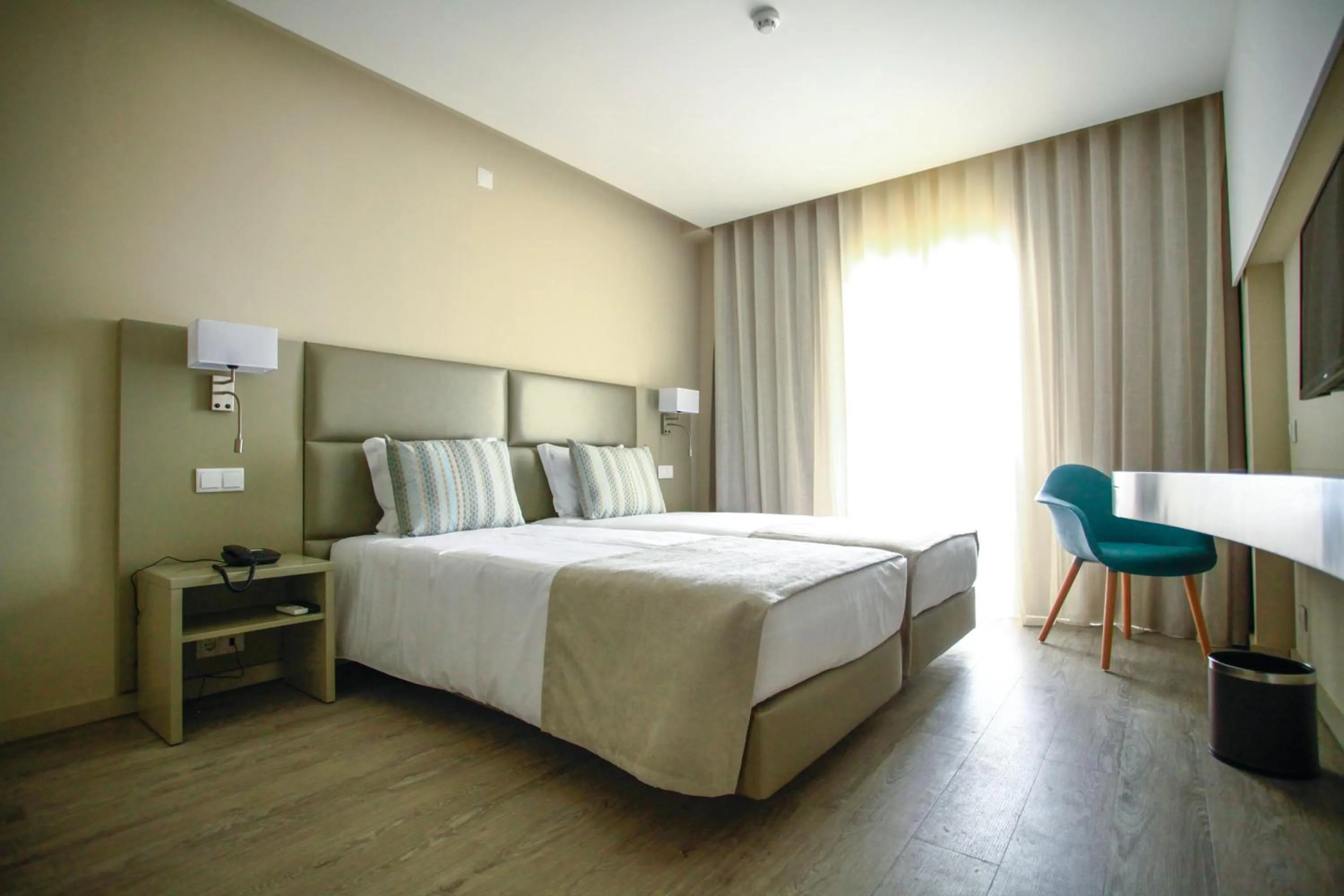 Bed in AP Maria Nova Lounge - Adults Friendly