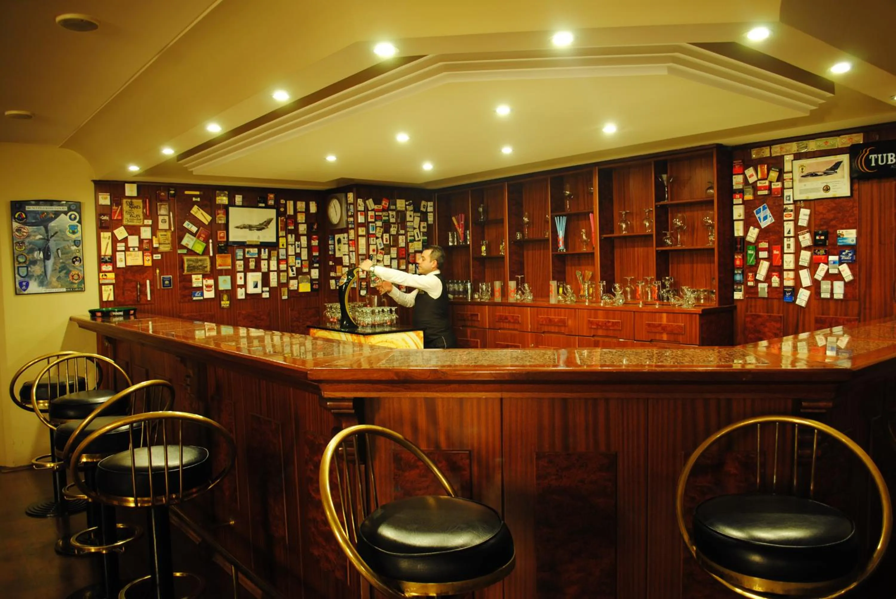 Lounge or bar in Hotel Eken Prestige