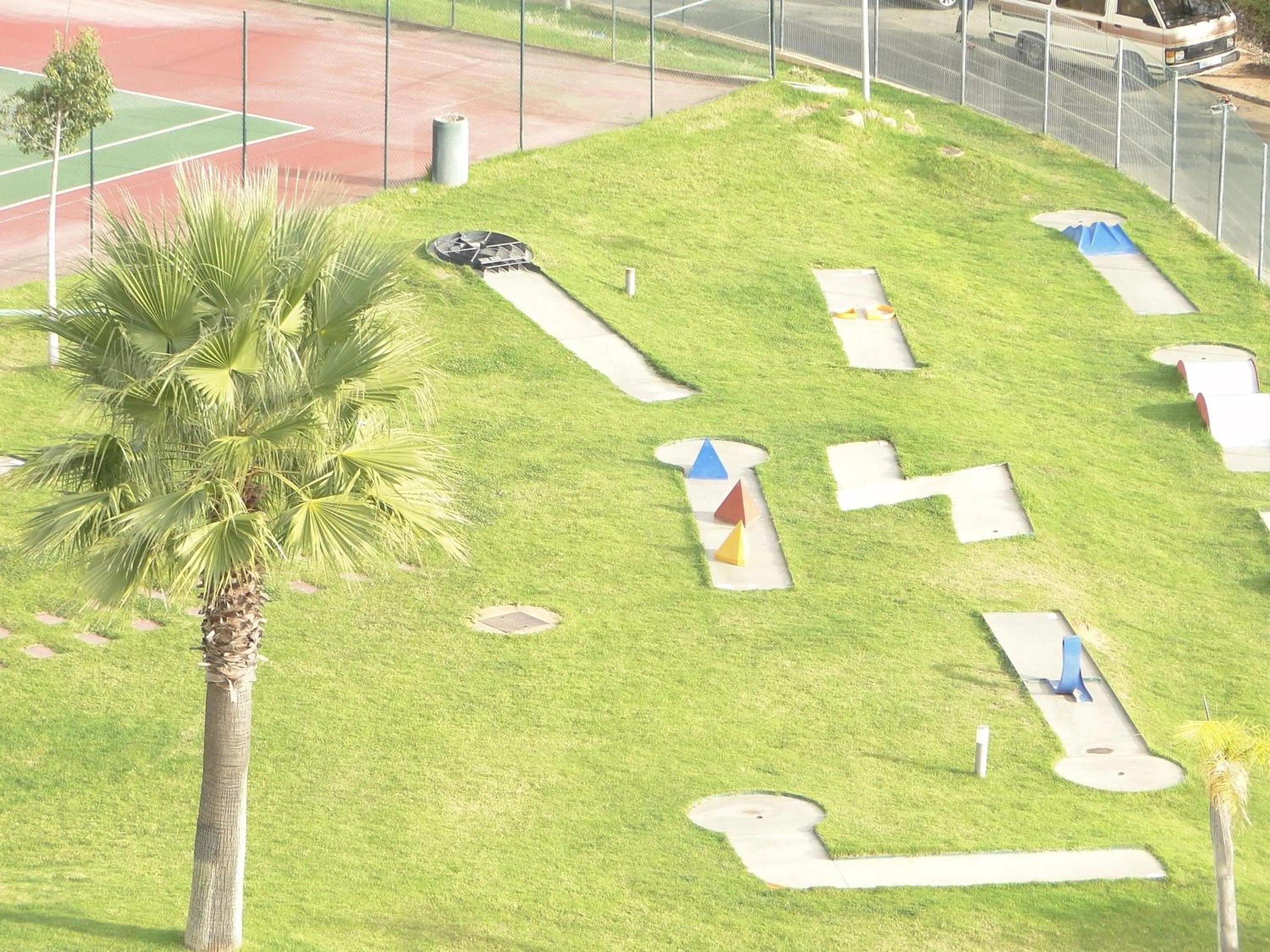 Minigolf in Hotel Apartamento Balaia Atlantico