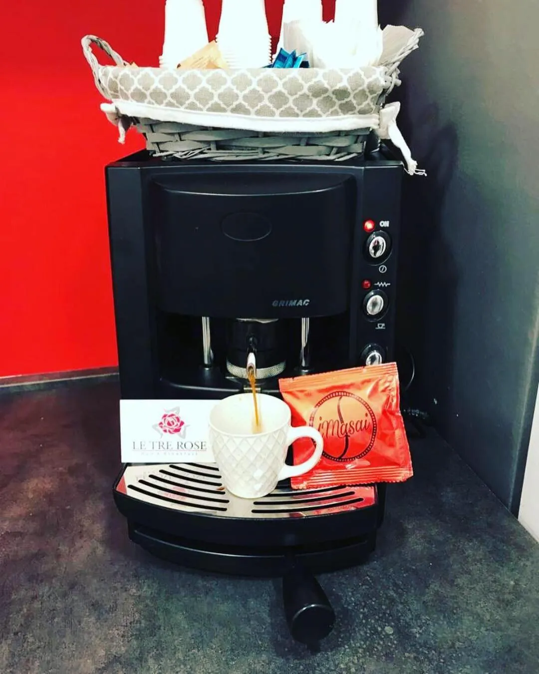 Coffee/tea facilities in Le Tre Rose