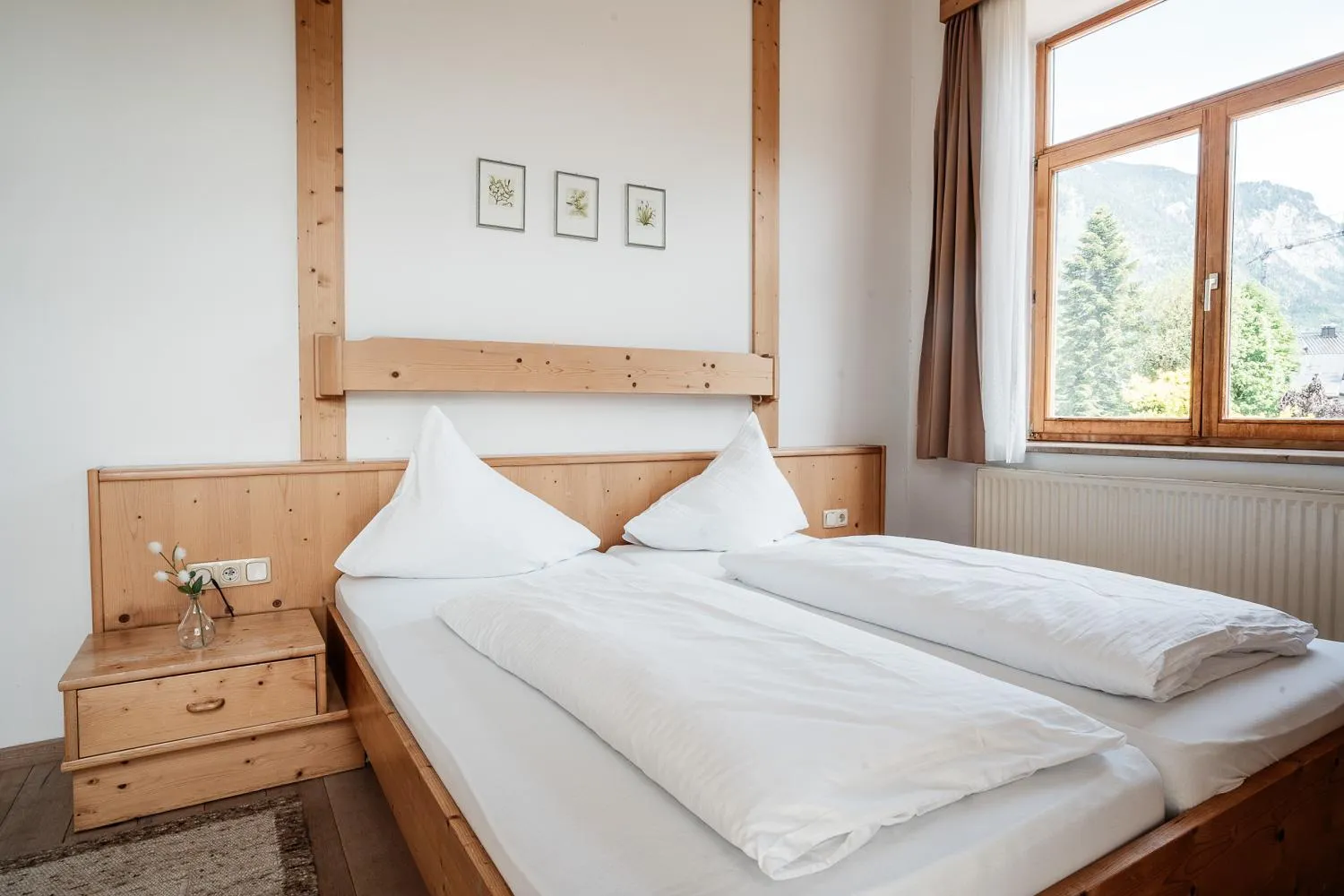 Bed in Hotel Vötterl