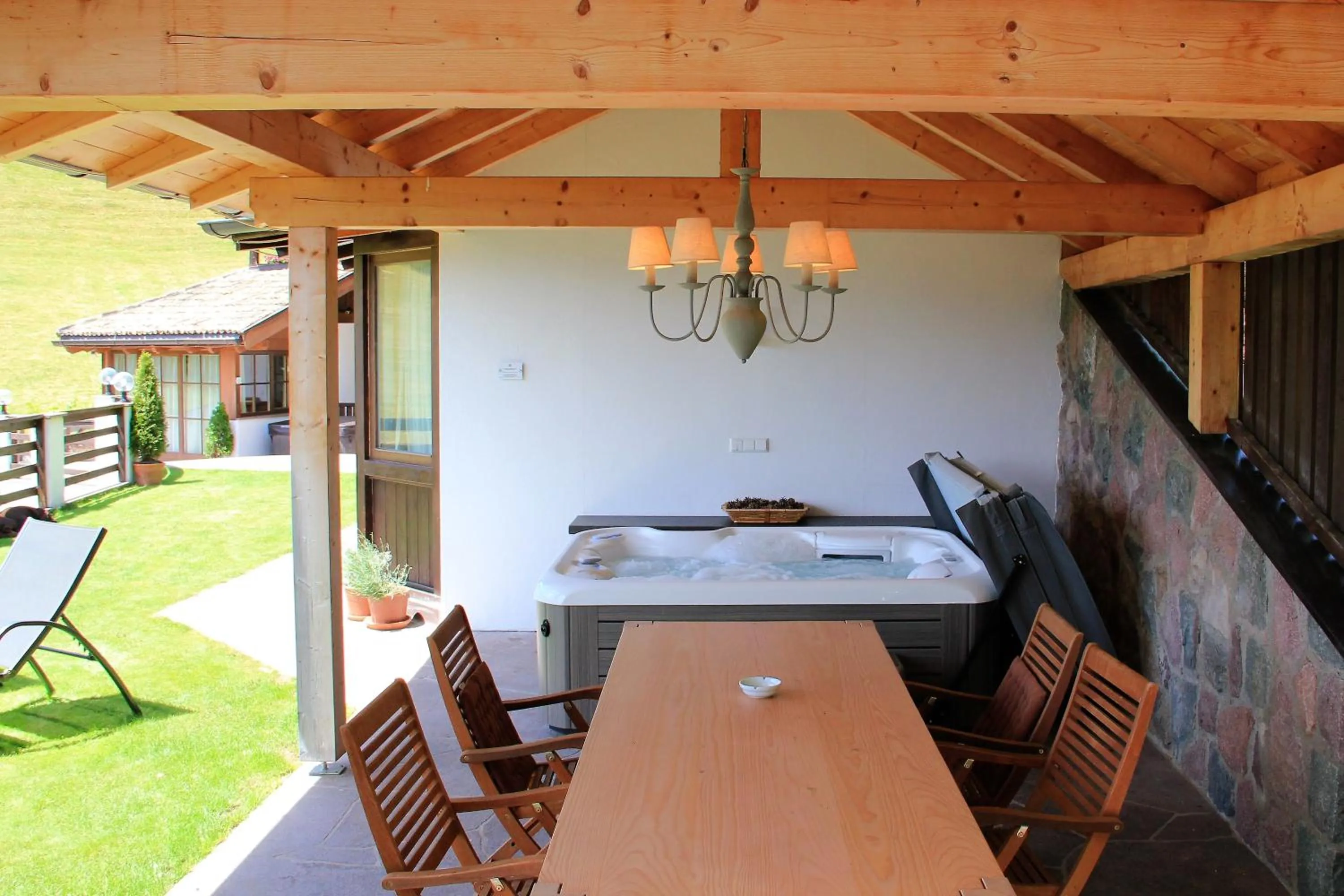 Hot Tub in Chalet Grumer Suites&Spa