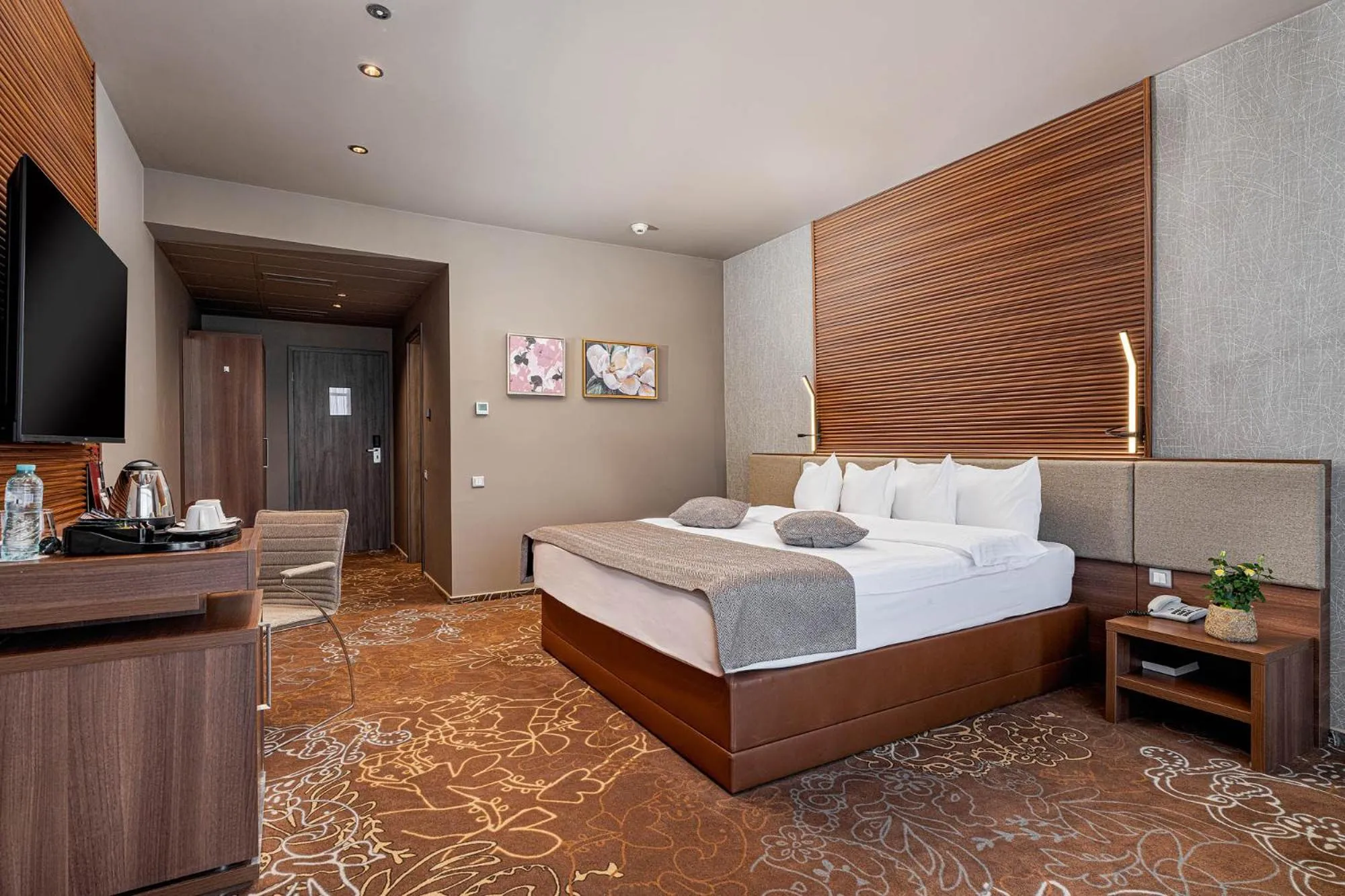 Bedroom, Bed in RIN Airport Hotel