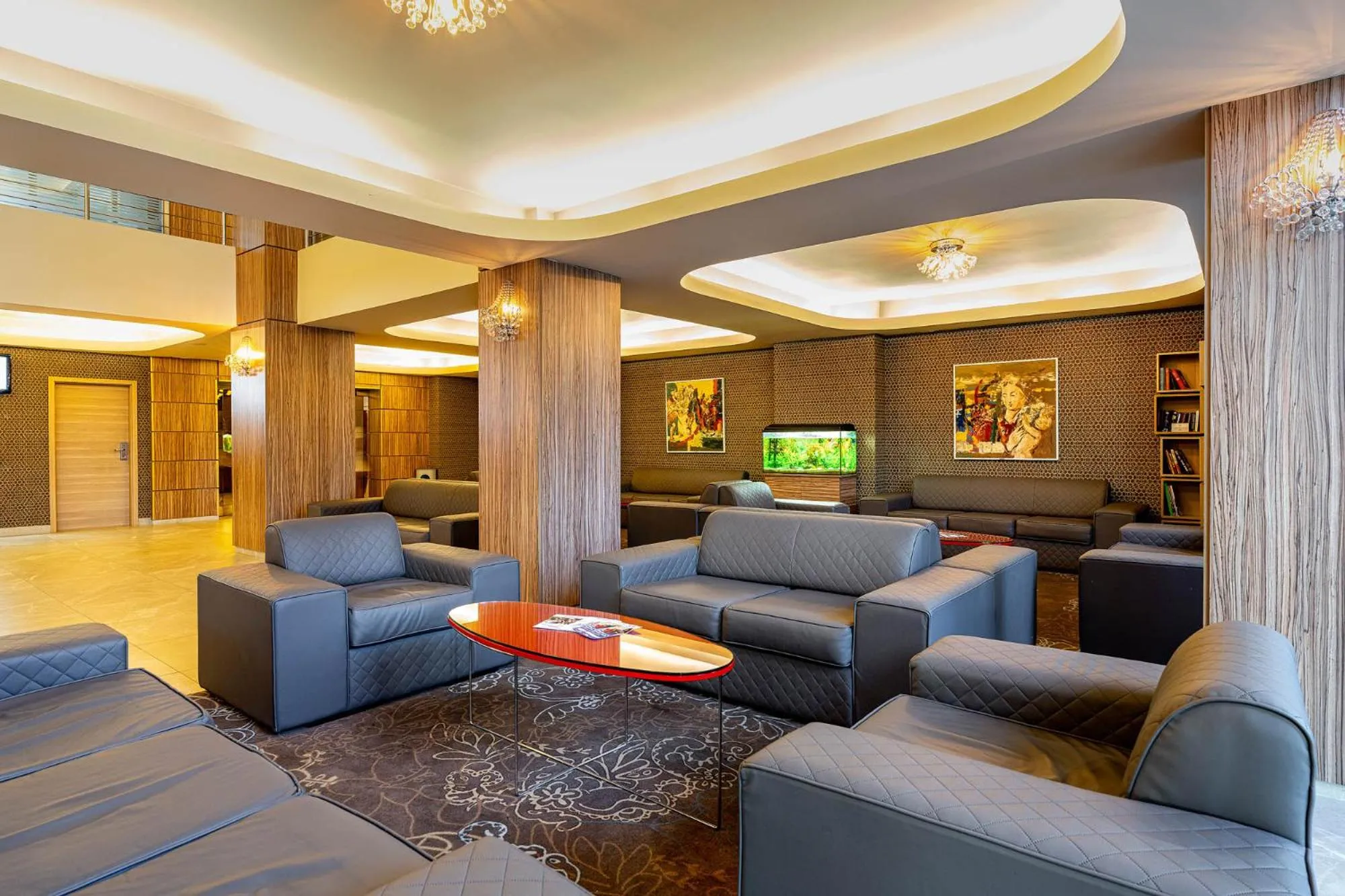 Lobby or reception in RIN Airport Hotel
