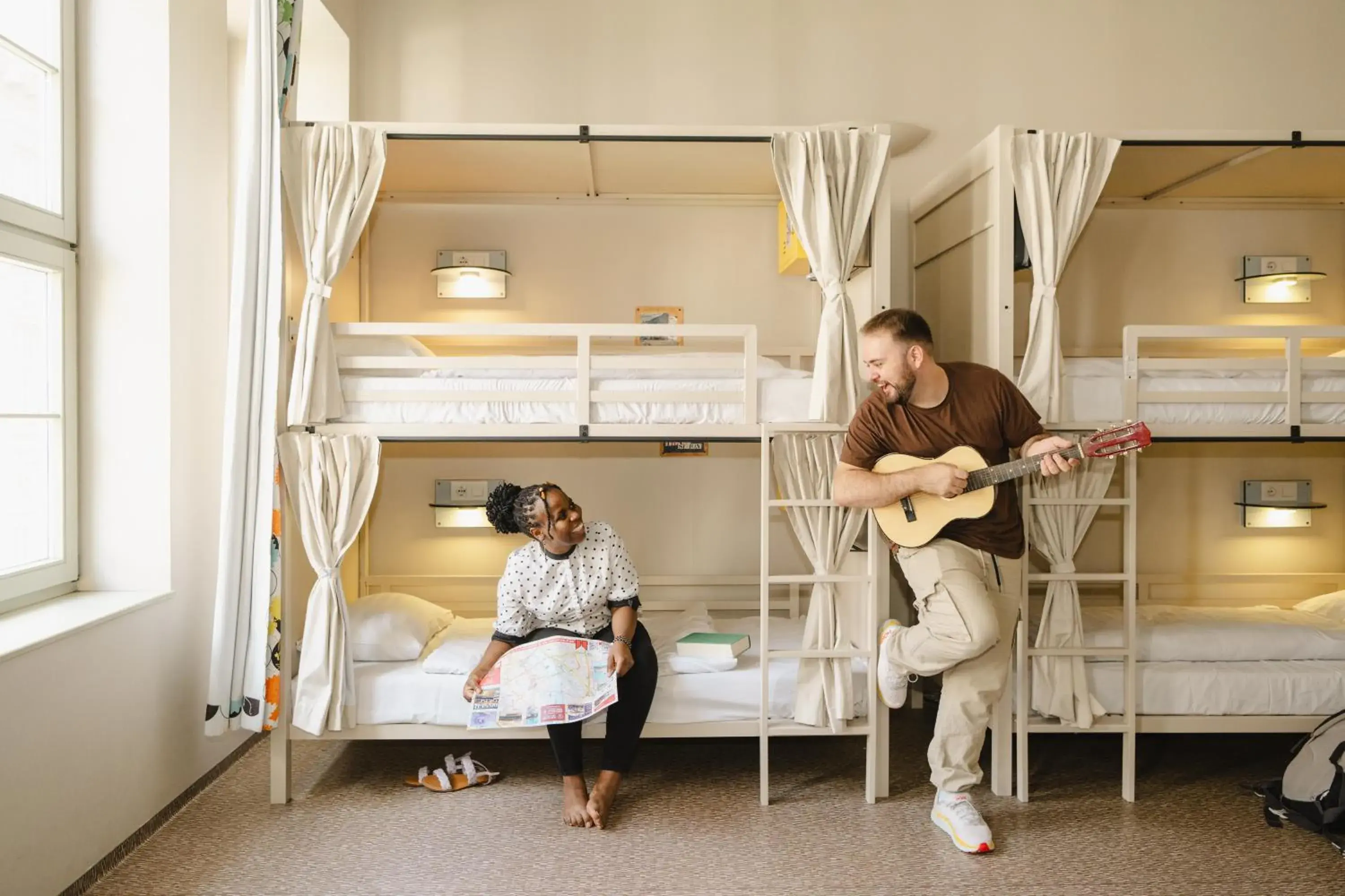 Bed in 6-Bed Mixed Dormitory Room in Wombat's City Hostel Budapest Bed in 6-Bed Mixed Dormitory Room in Wombat's City Hostel Budapest