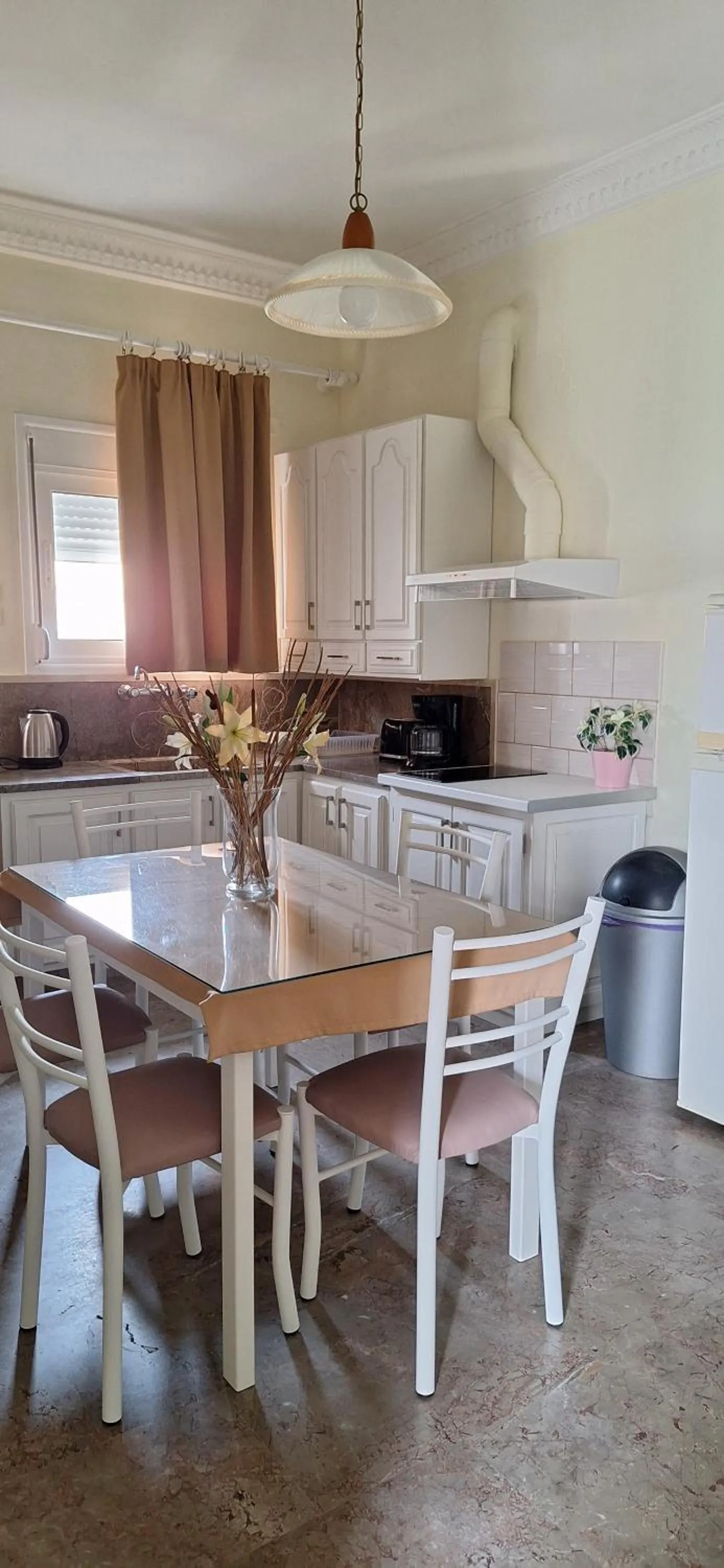 Nicolas Studios & Apartments