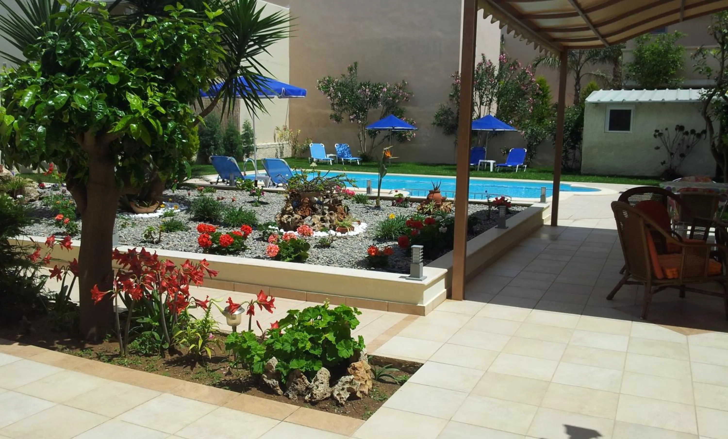 Seating area in Nicolas Studios & Apartments