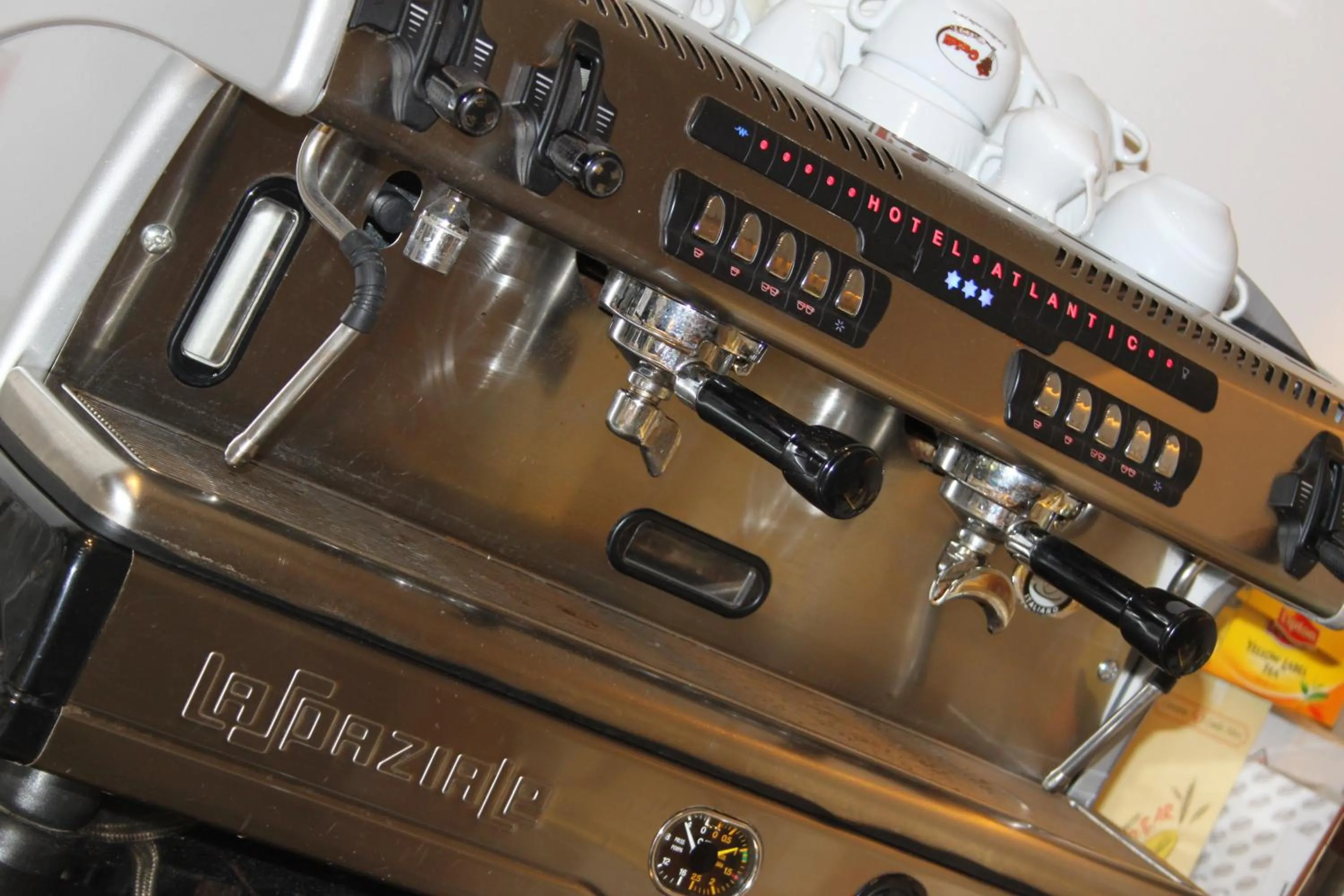 Lounge or bar in Hotel Atlantic & Spa