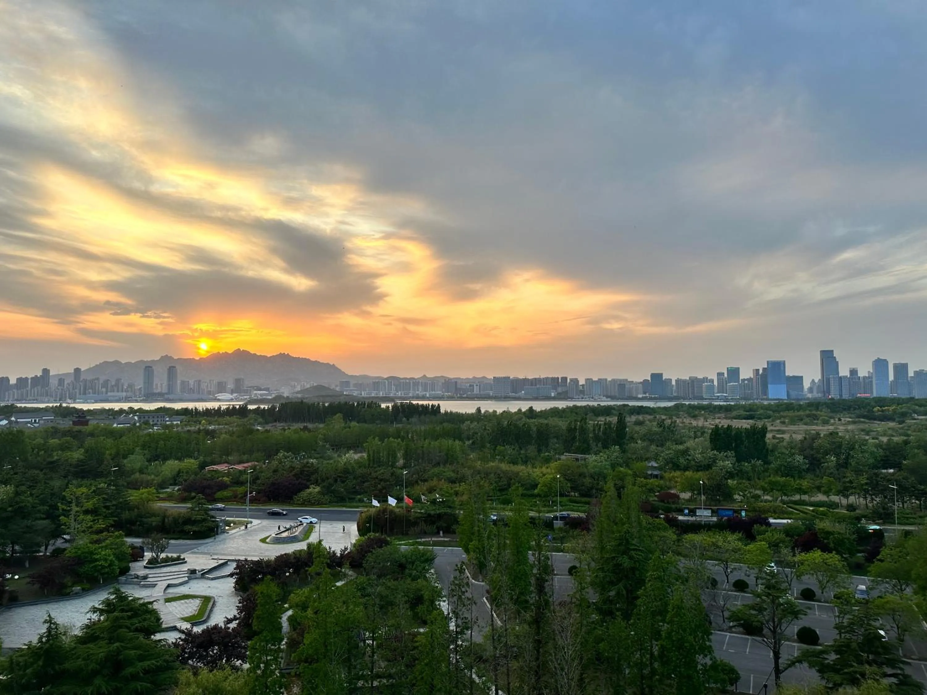 Property building in Wyndham Grand Qingdao