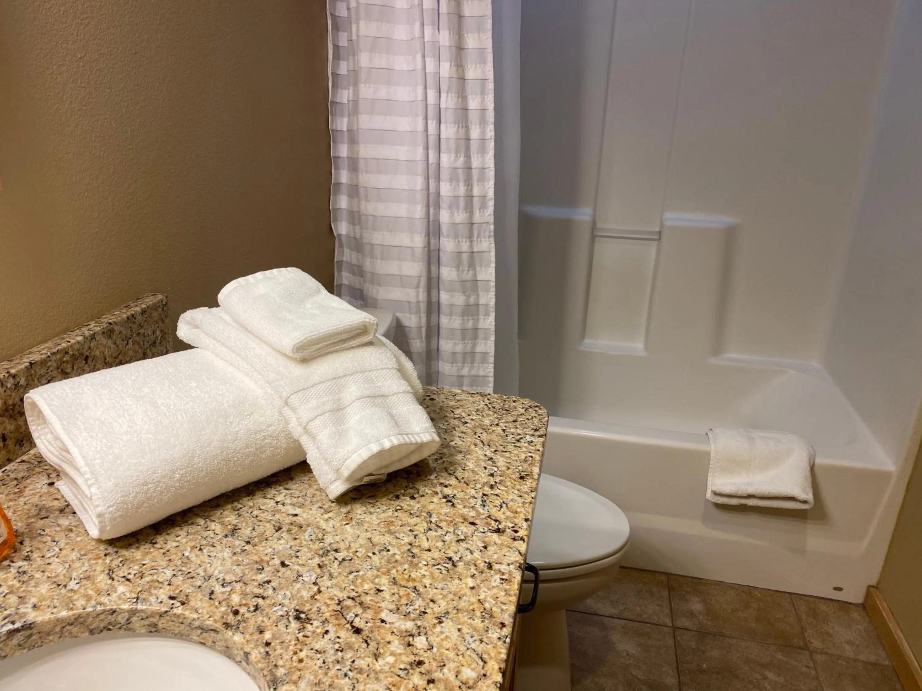 Bathroom in The Raspberry Garden