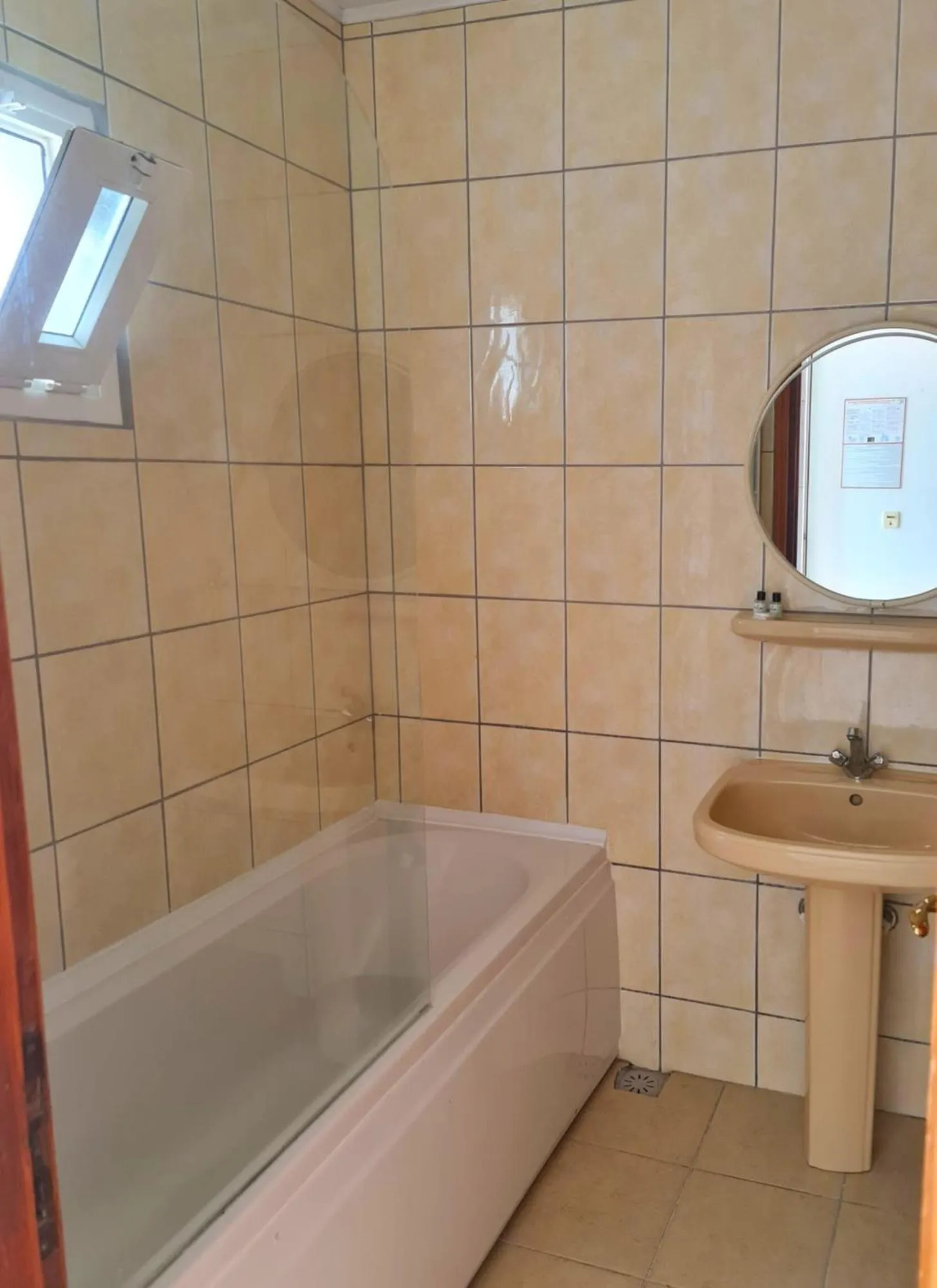 Bathroom in Nagi Beach Hotel