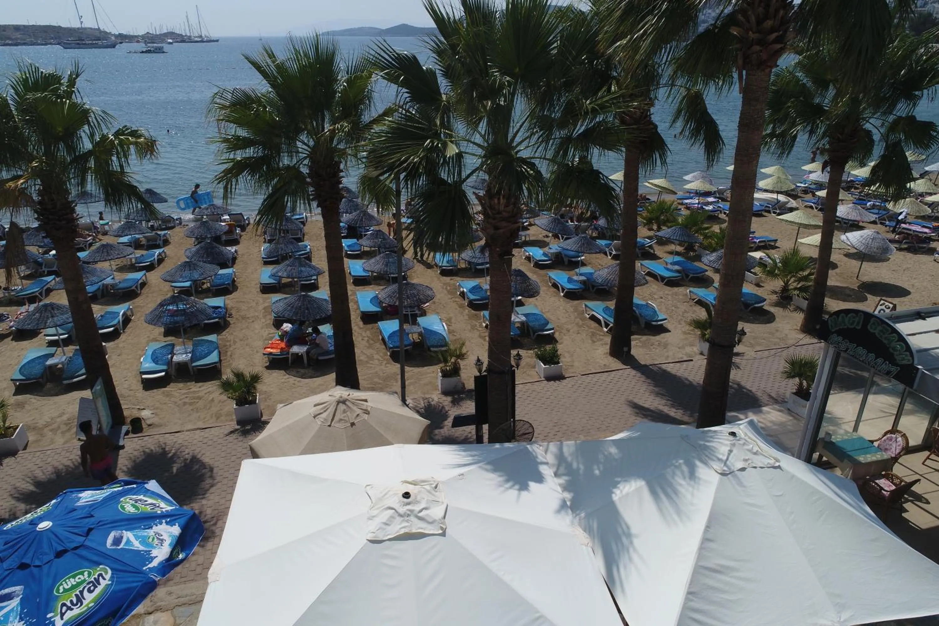 Beach in Nagi Beach Hotel