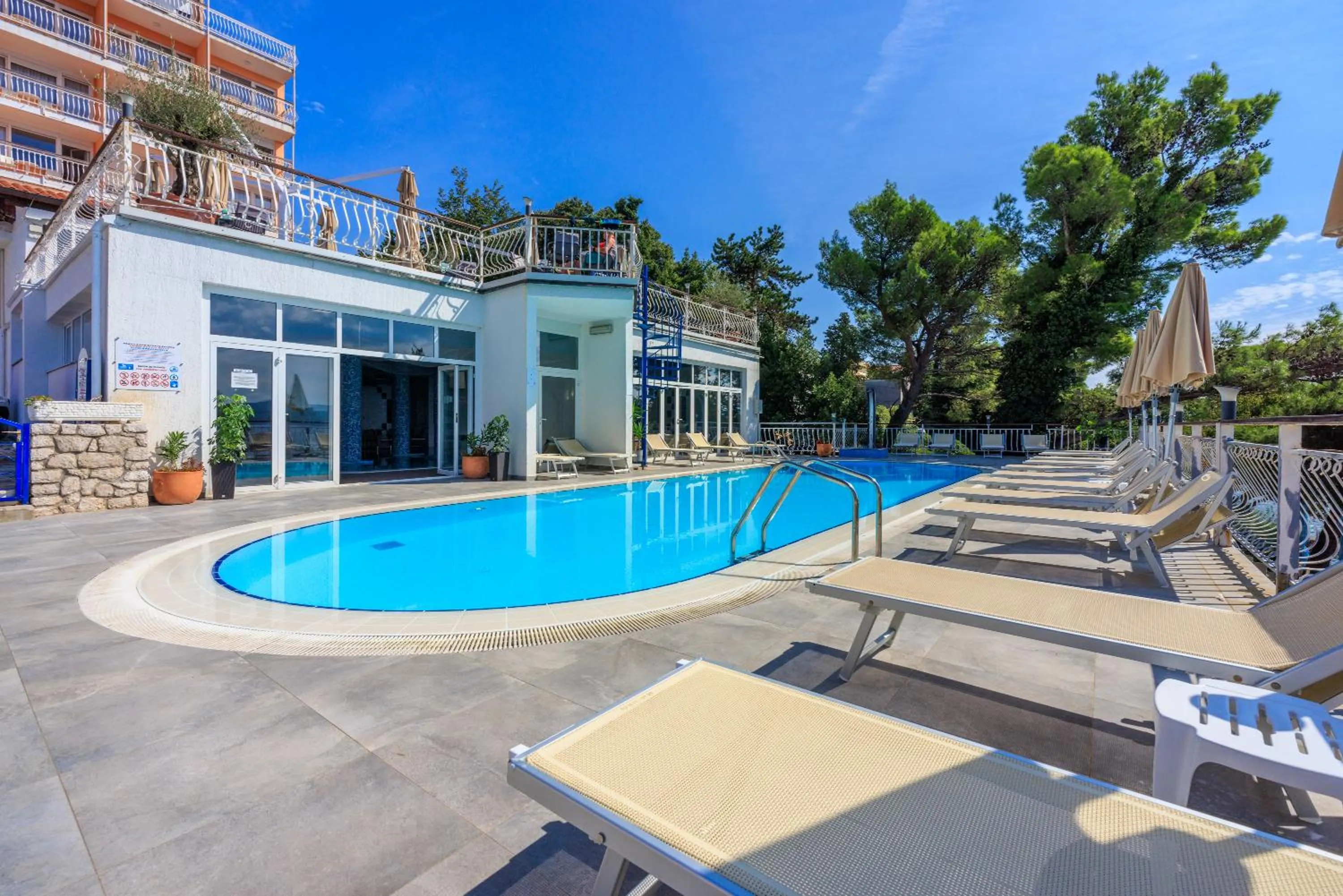 Day in Mediteran Maradiso Hotel by Aminess