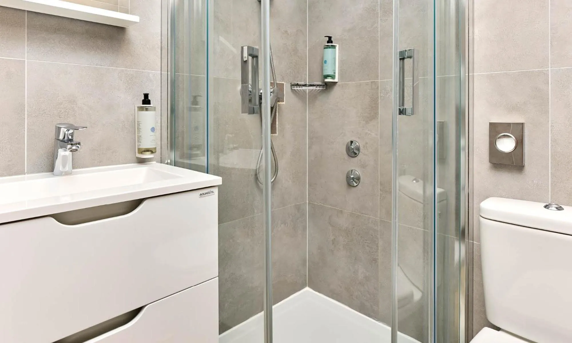 Shower in Mediteran Maradiso Hotel by Aminess