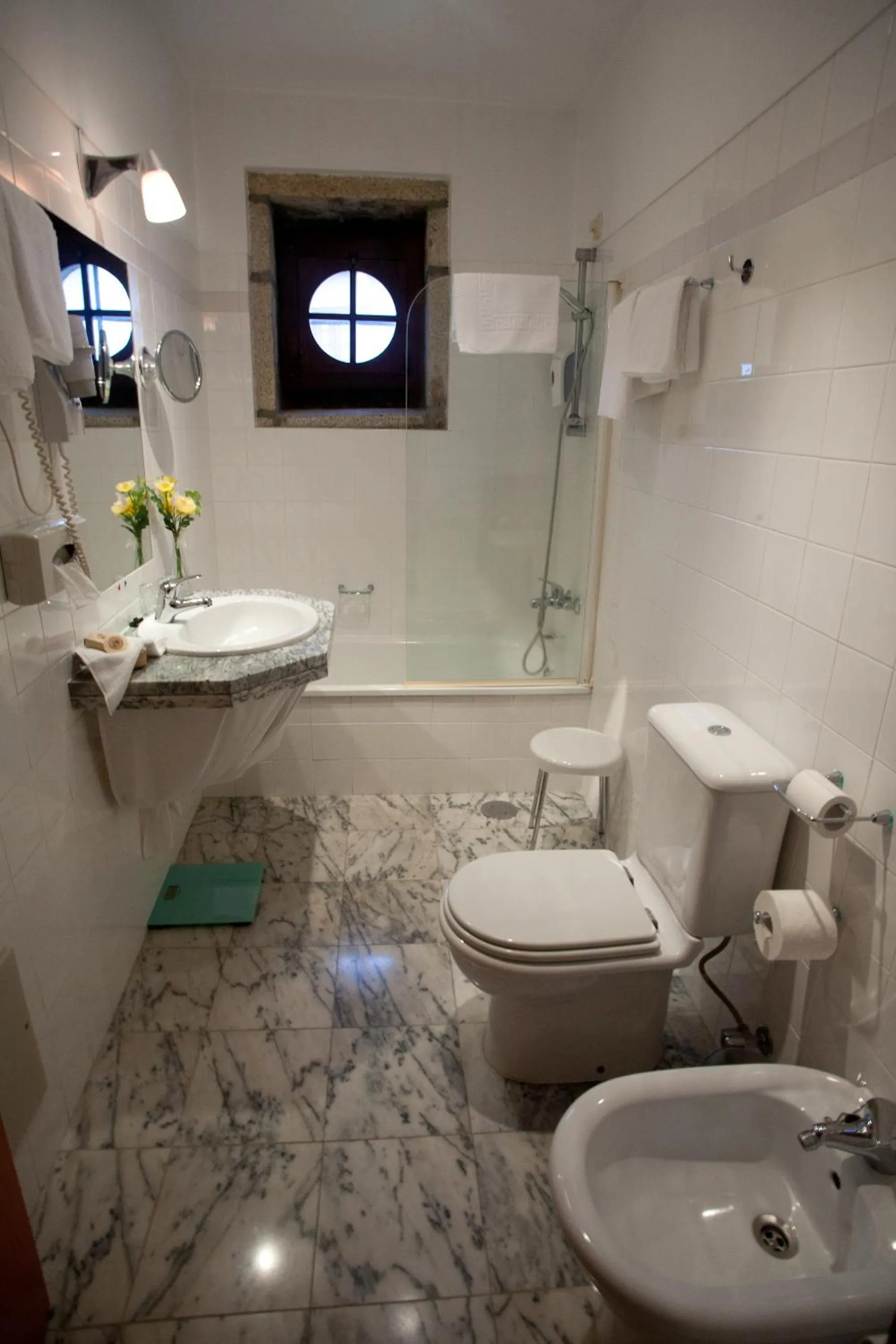 Bathroom in Hotel Rural Quinta da Geia