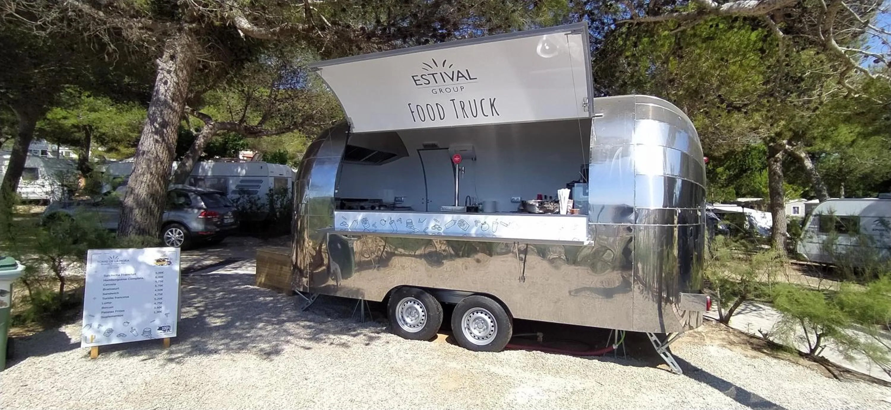 Restaurant/places to eat in Camping Estival Torre de la Mora