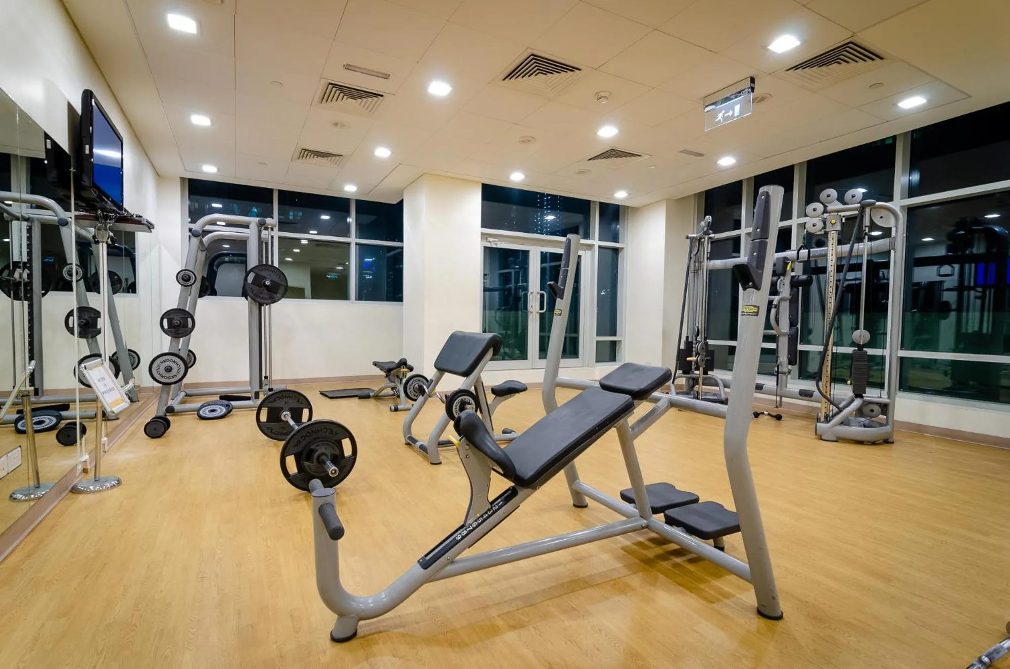 Fitness centre/facilities in OSKENA Vacation Homes -The Lofts Boulevard Downtown