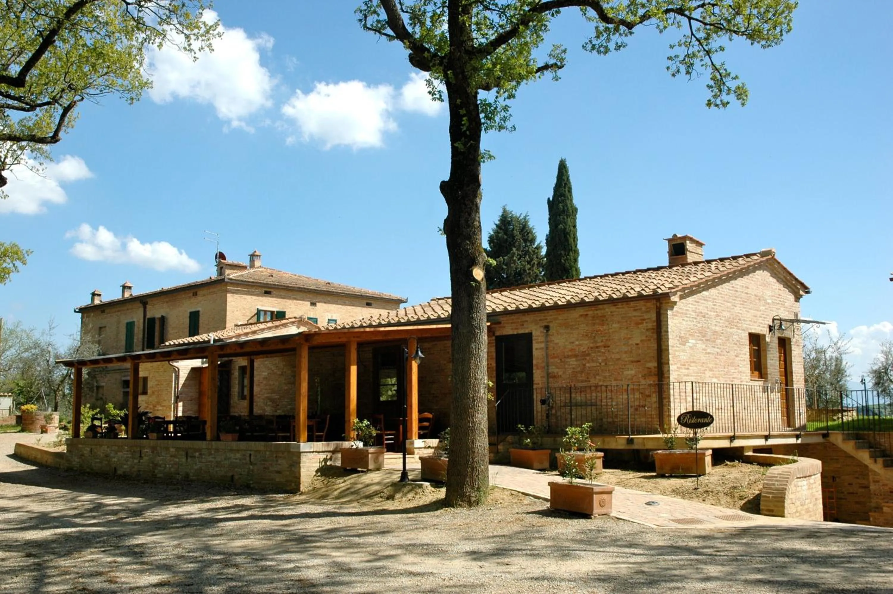 Property building in Piccolo Hotel San Valentino