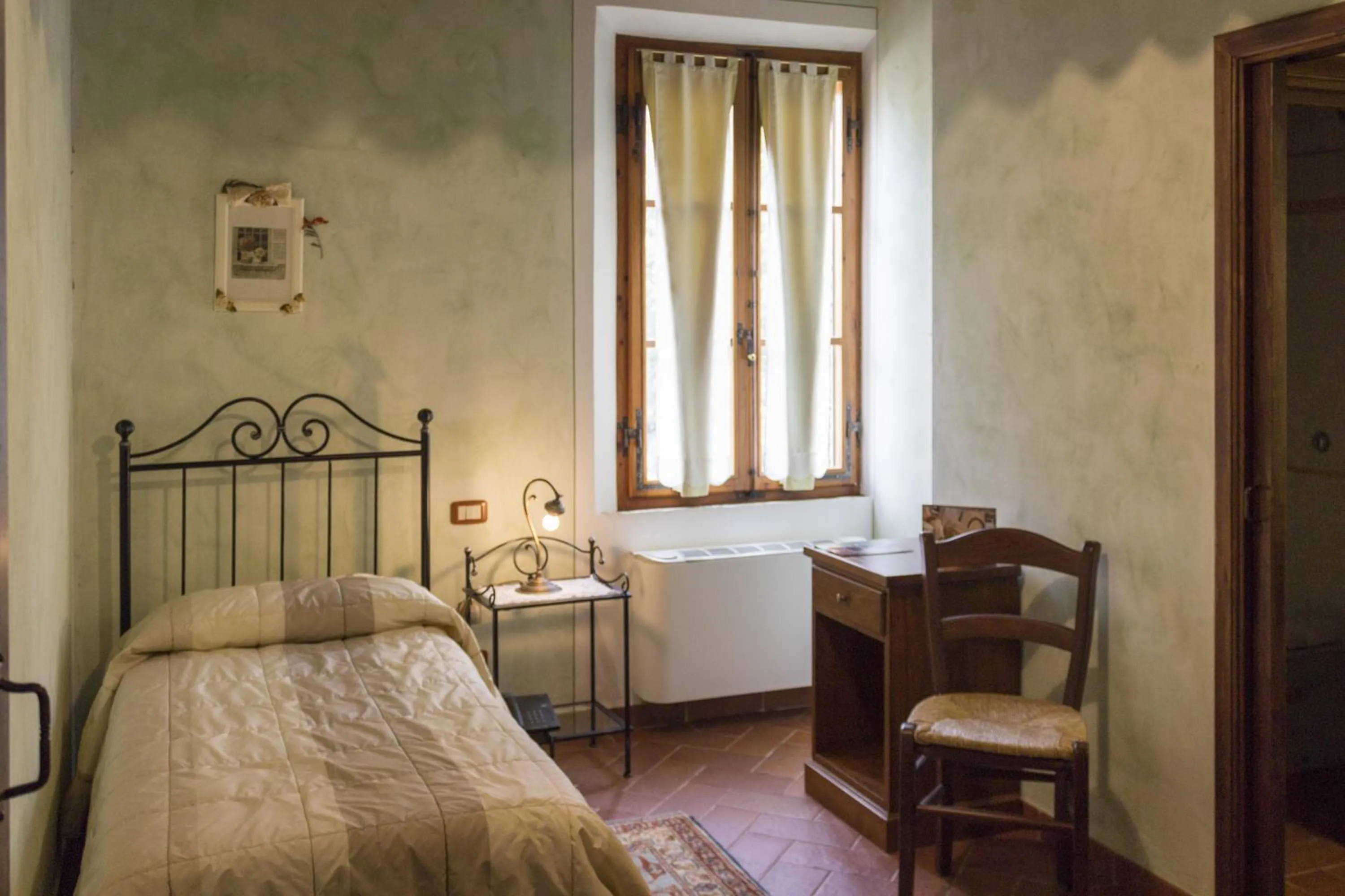 Photo of the whole room, Bed in Piccolo Hotel San Valentino
