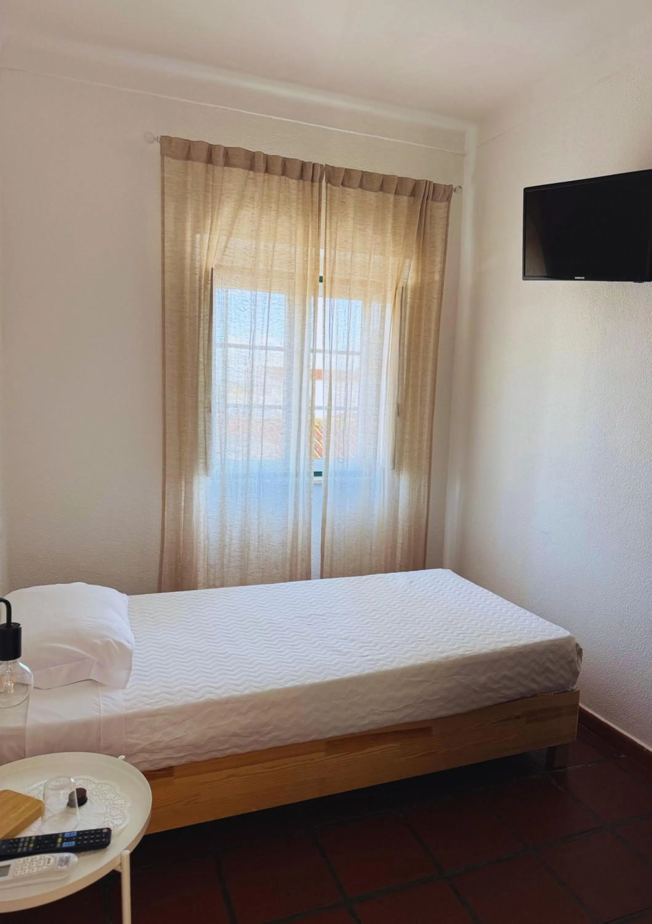 TV and multimedia, Bed in D'Iberica Alojamento