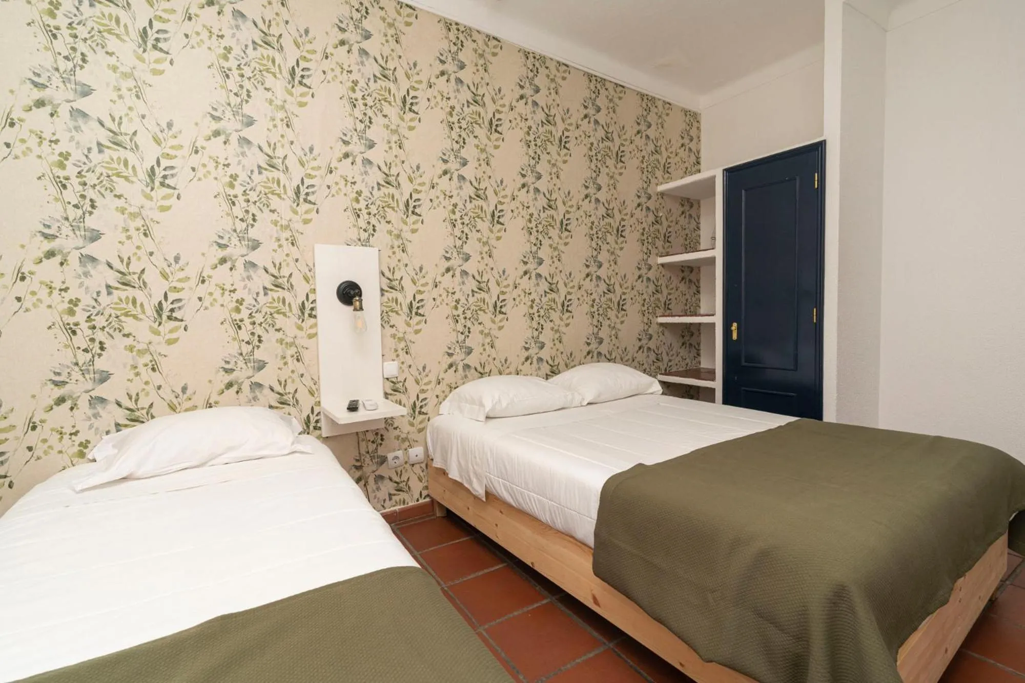 Bed in D'Iberica Alojamento
