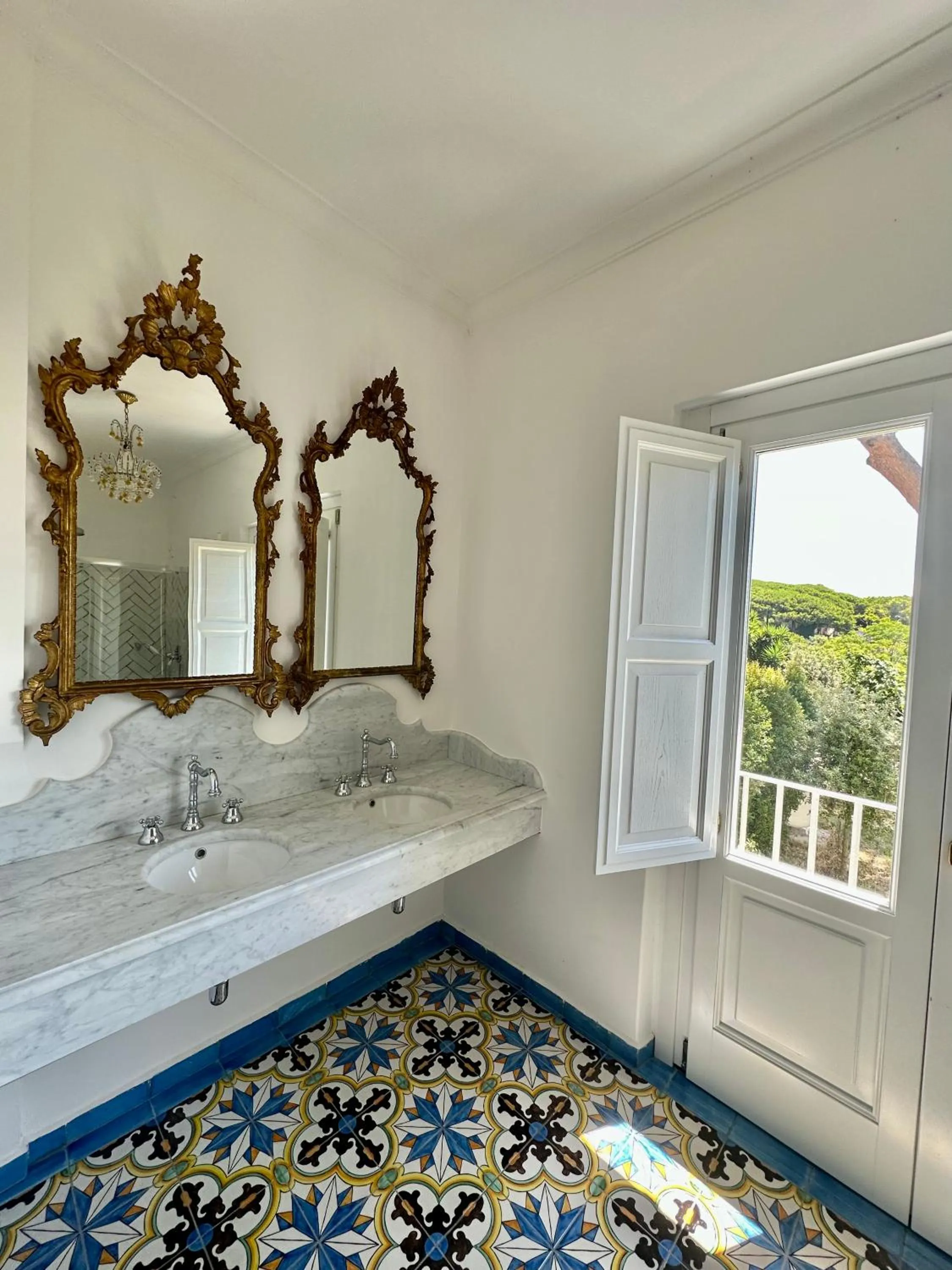 Bathroom in Villa De Cillis Carafa