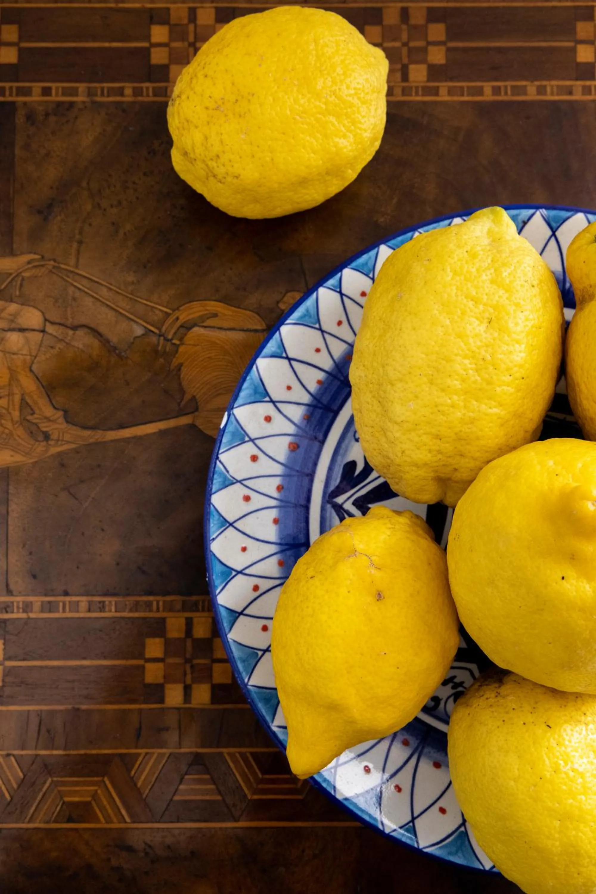 Decorative detail in Villa De Cillis Carafa