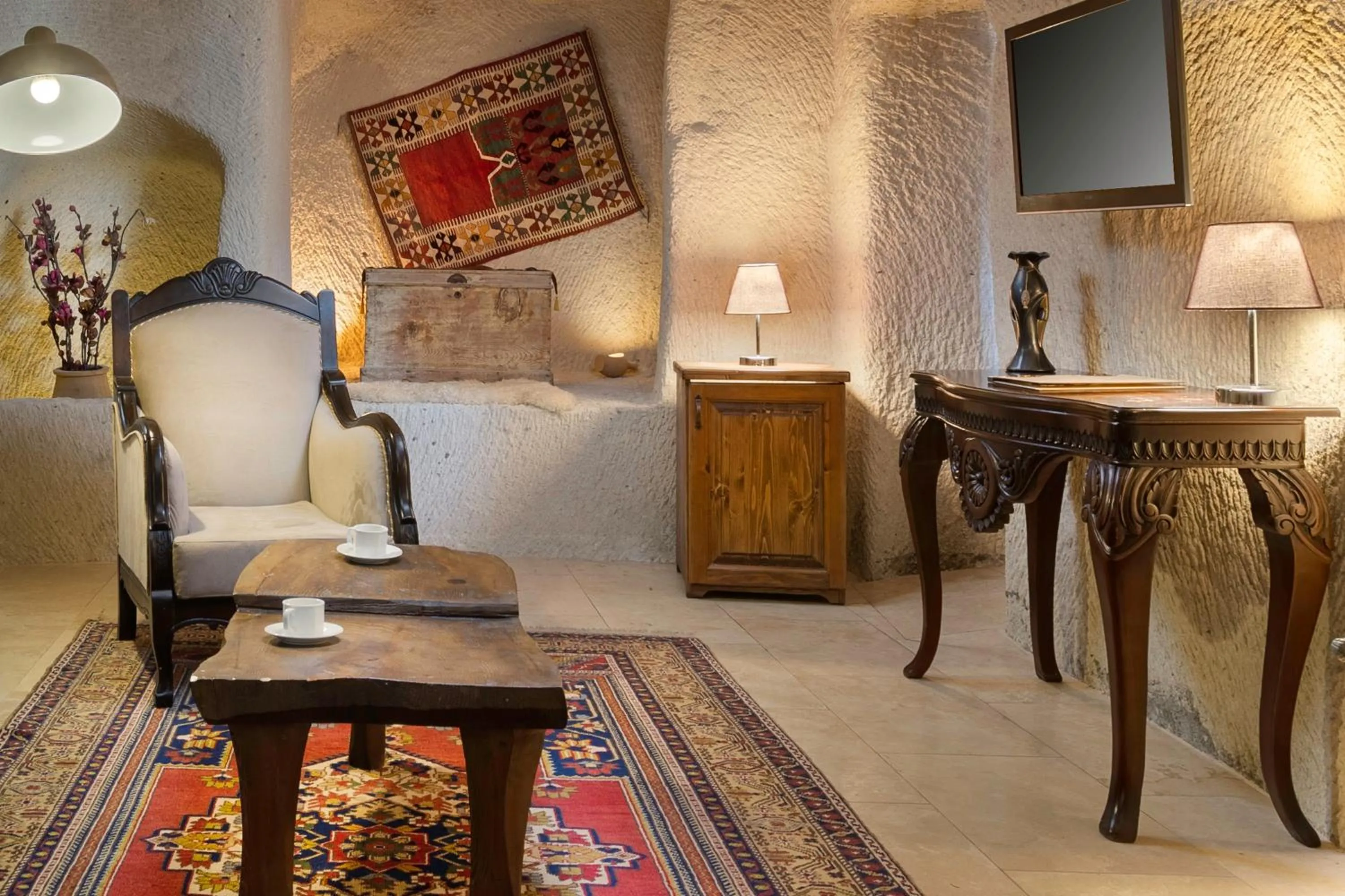 Coffee/tea facilities in Doors Of Cappadocia Special Cave Hotel