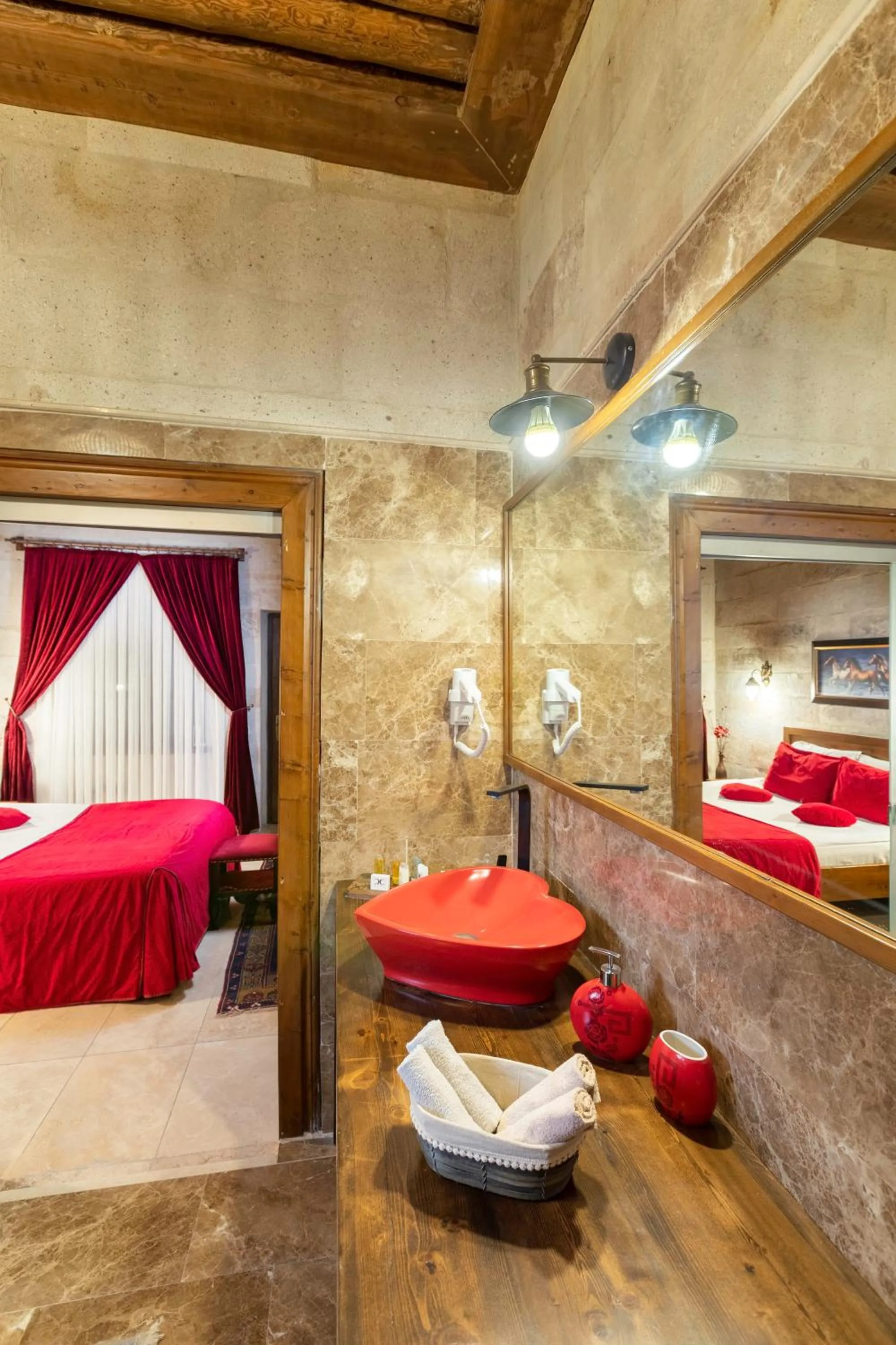 Massage, Bed in Doors Of Cappadocia Special Cave Hotel