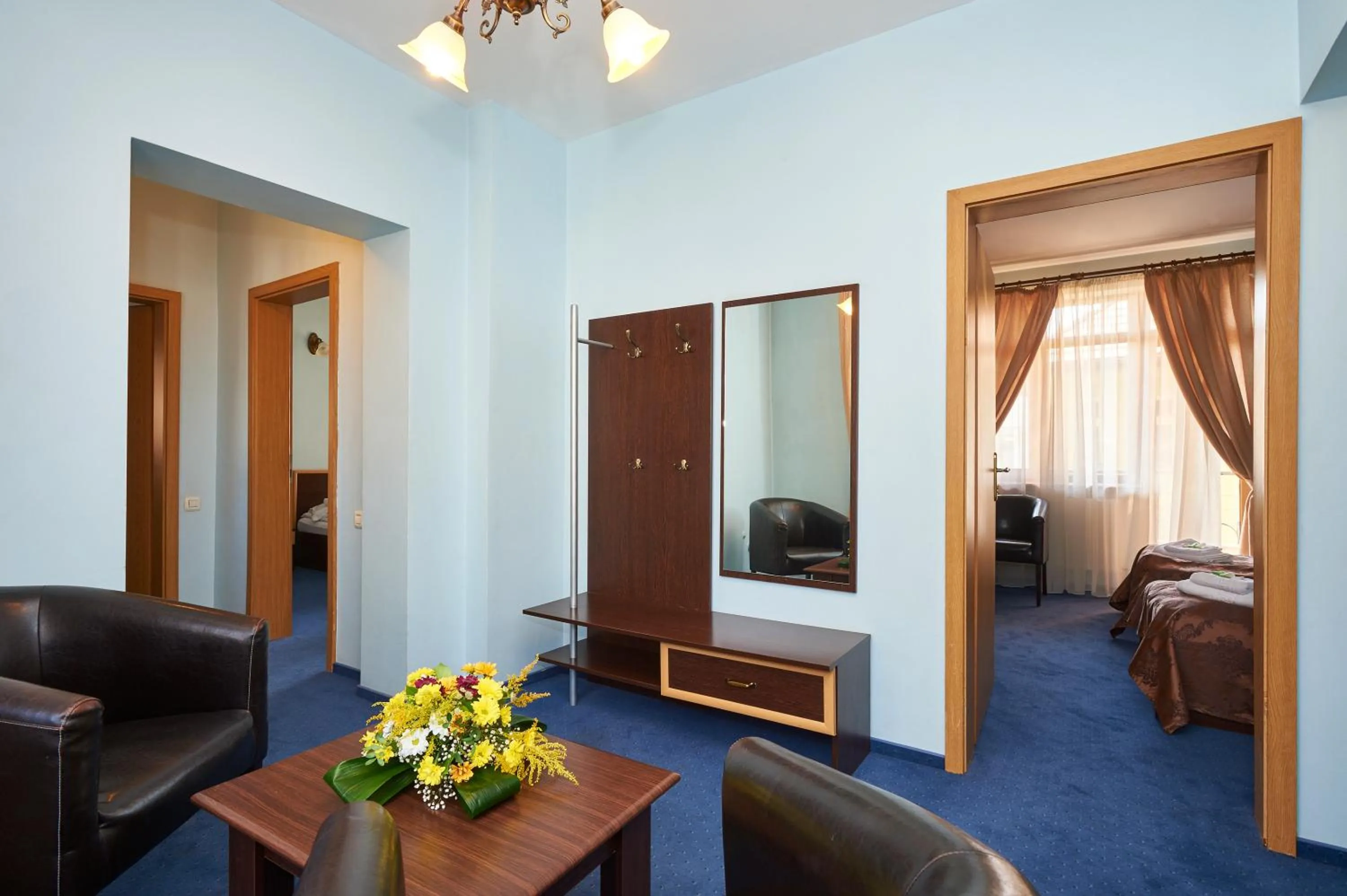 Living room, Bed in Pensiunea Ambient