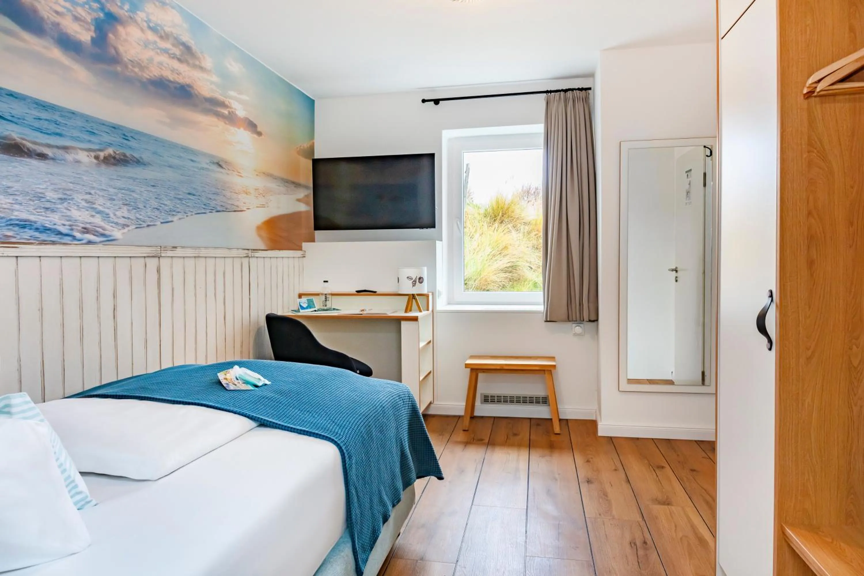 TV and multimedia, Bed in Hotel Bethanien