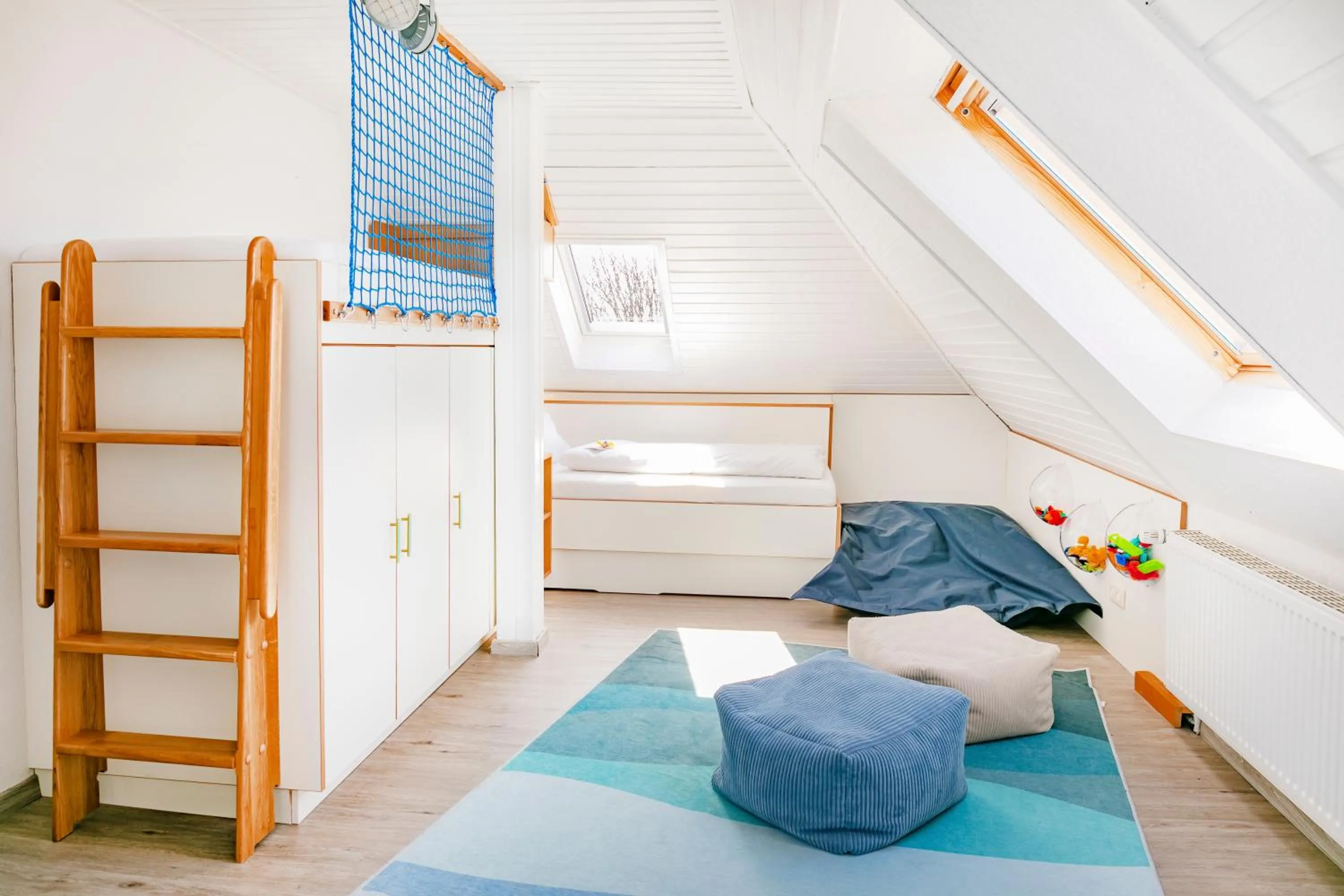 children, Bed in Hotel Bethanien