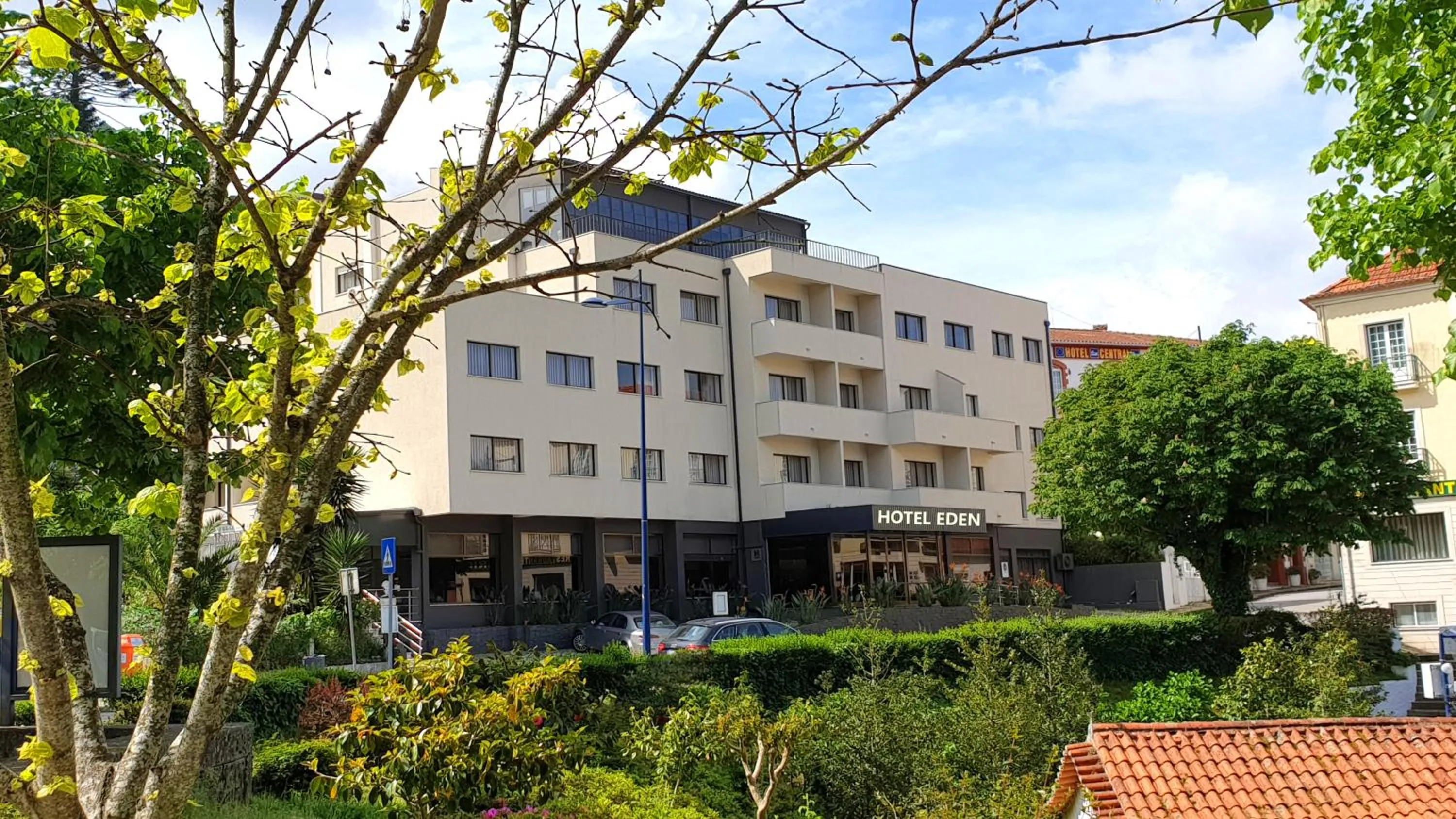 Facade/entrance in Hotel Eden