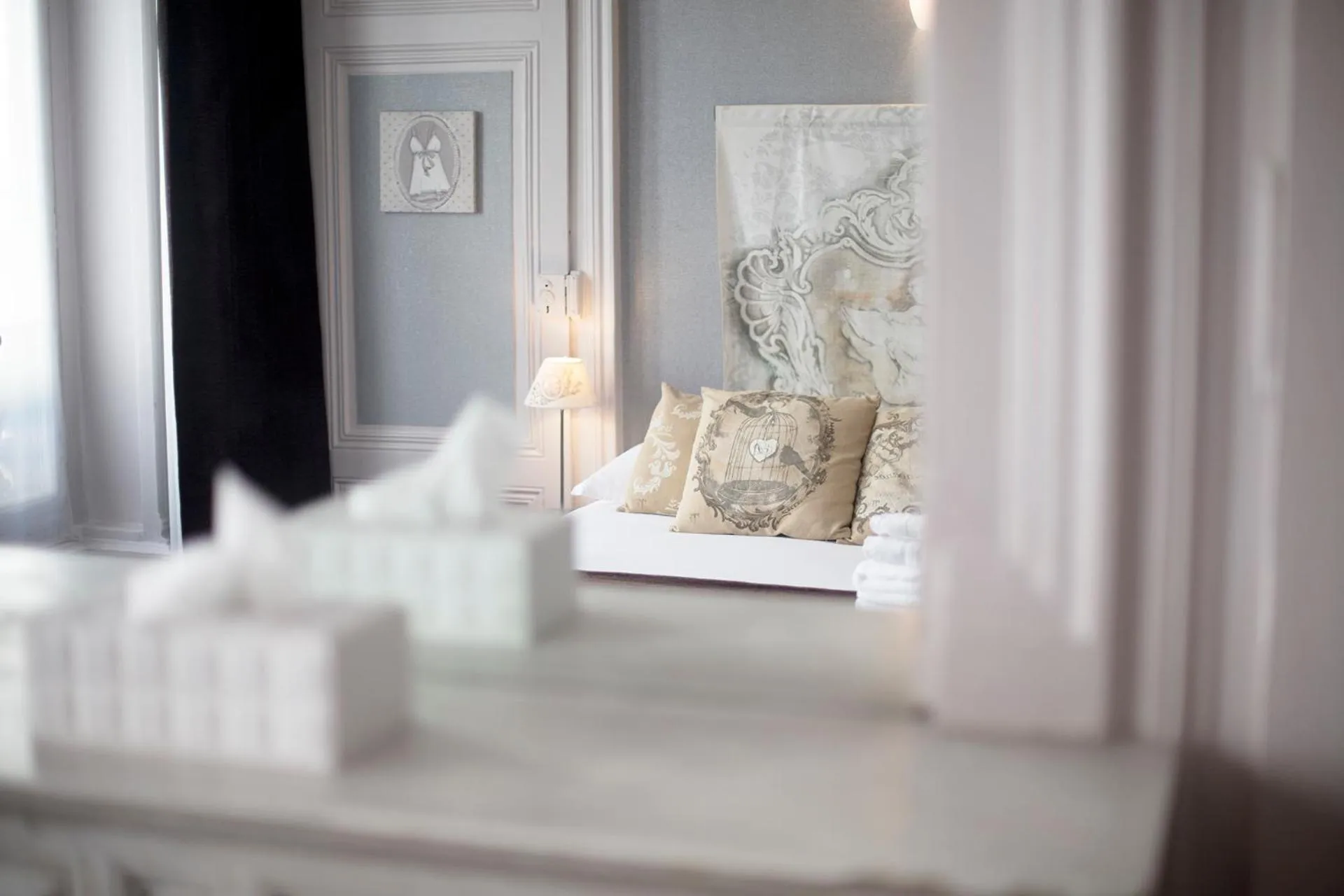 Bed in Hotel de Paris