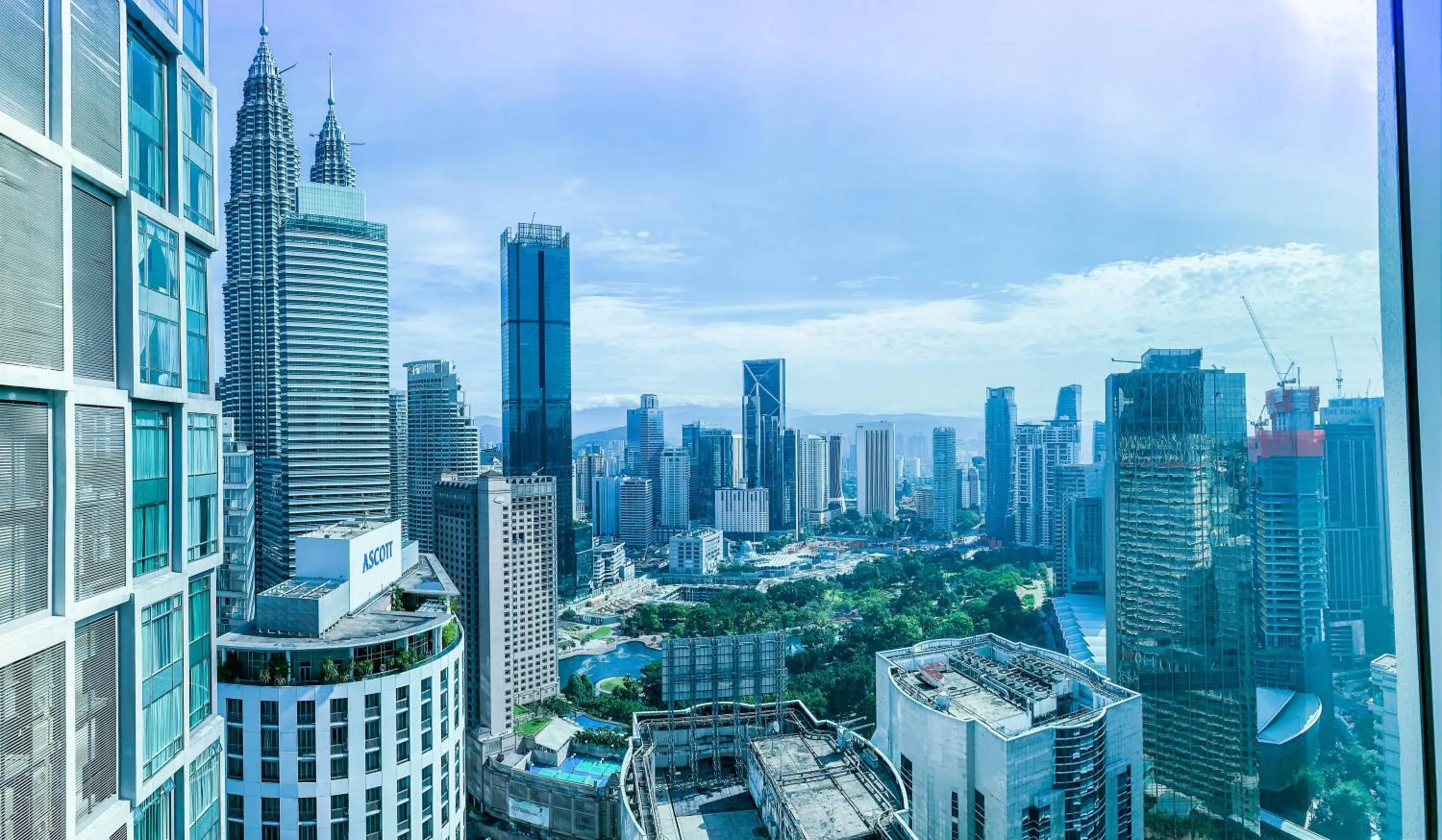 Day in Soho Suites KLCC by Alucard's Cat