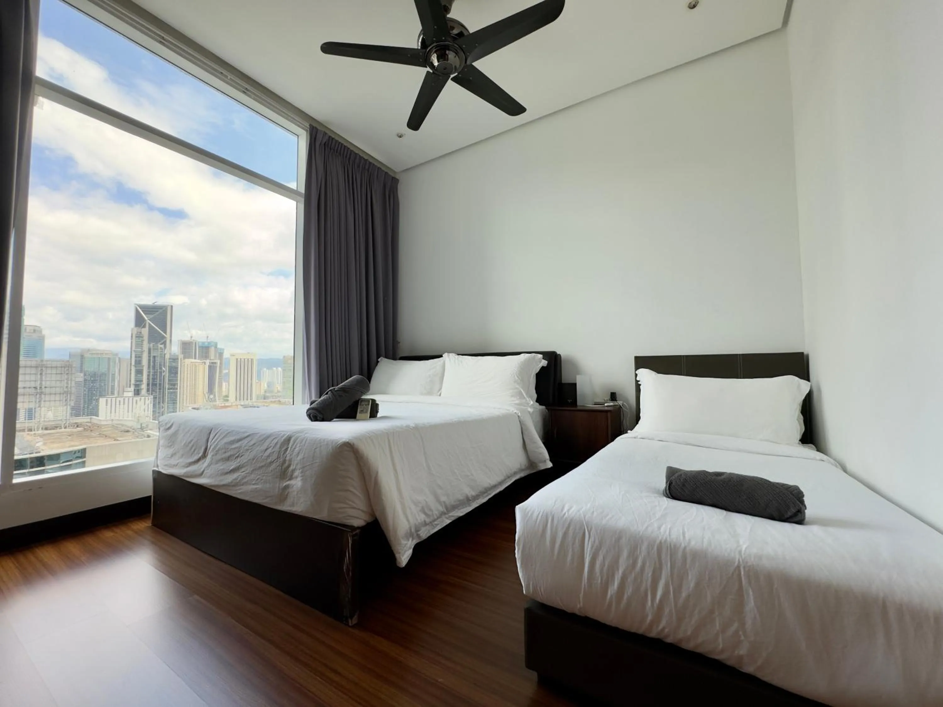 Bed in Soho Suites KLCC by Alucard's Cat