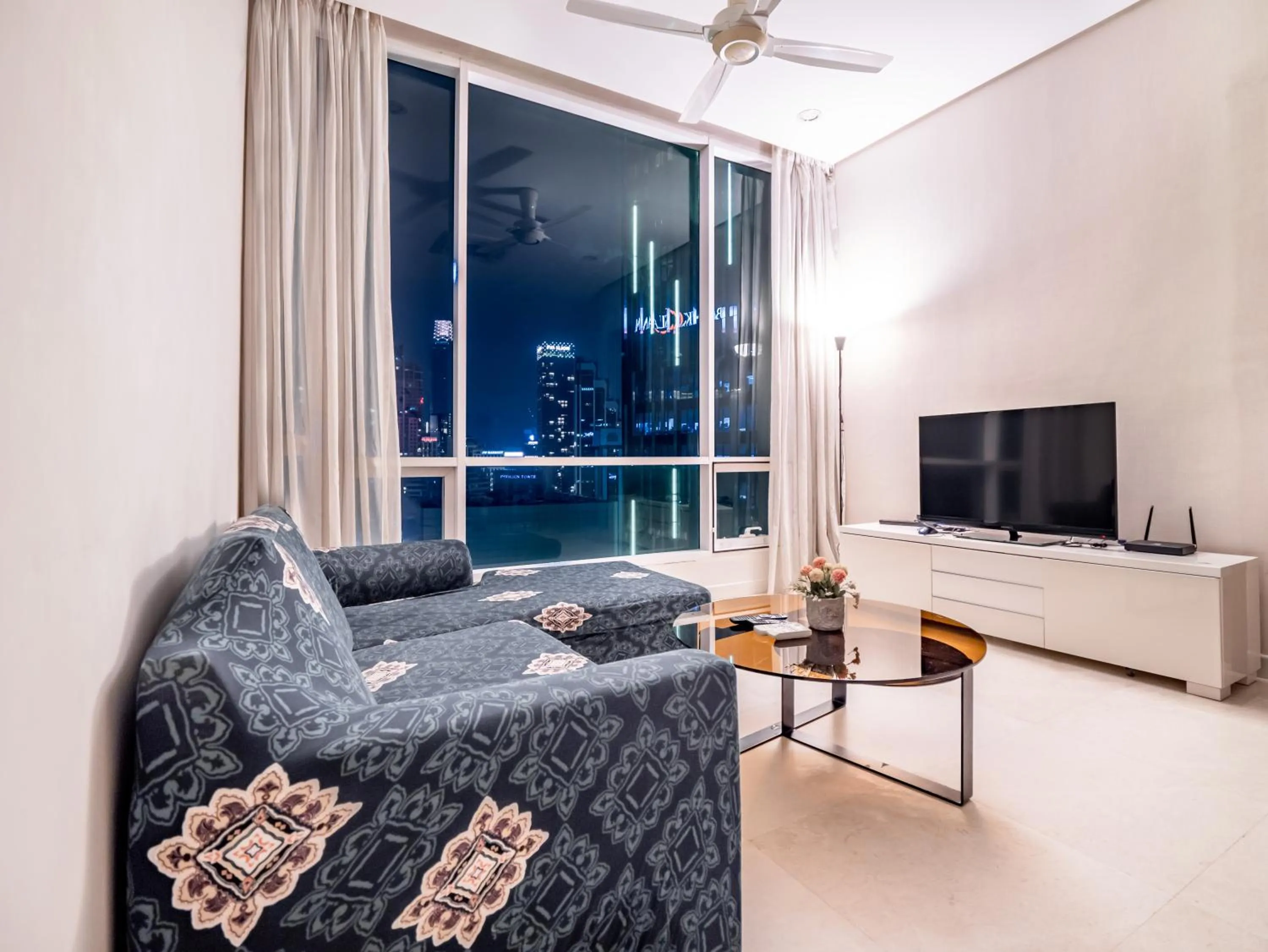 Living room in Soho Suites KLCC by Alucard's Cat