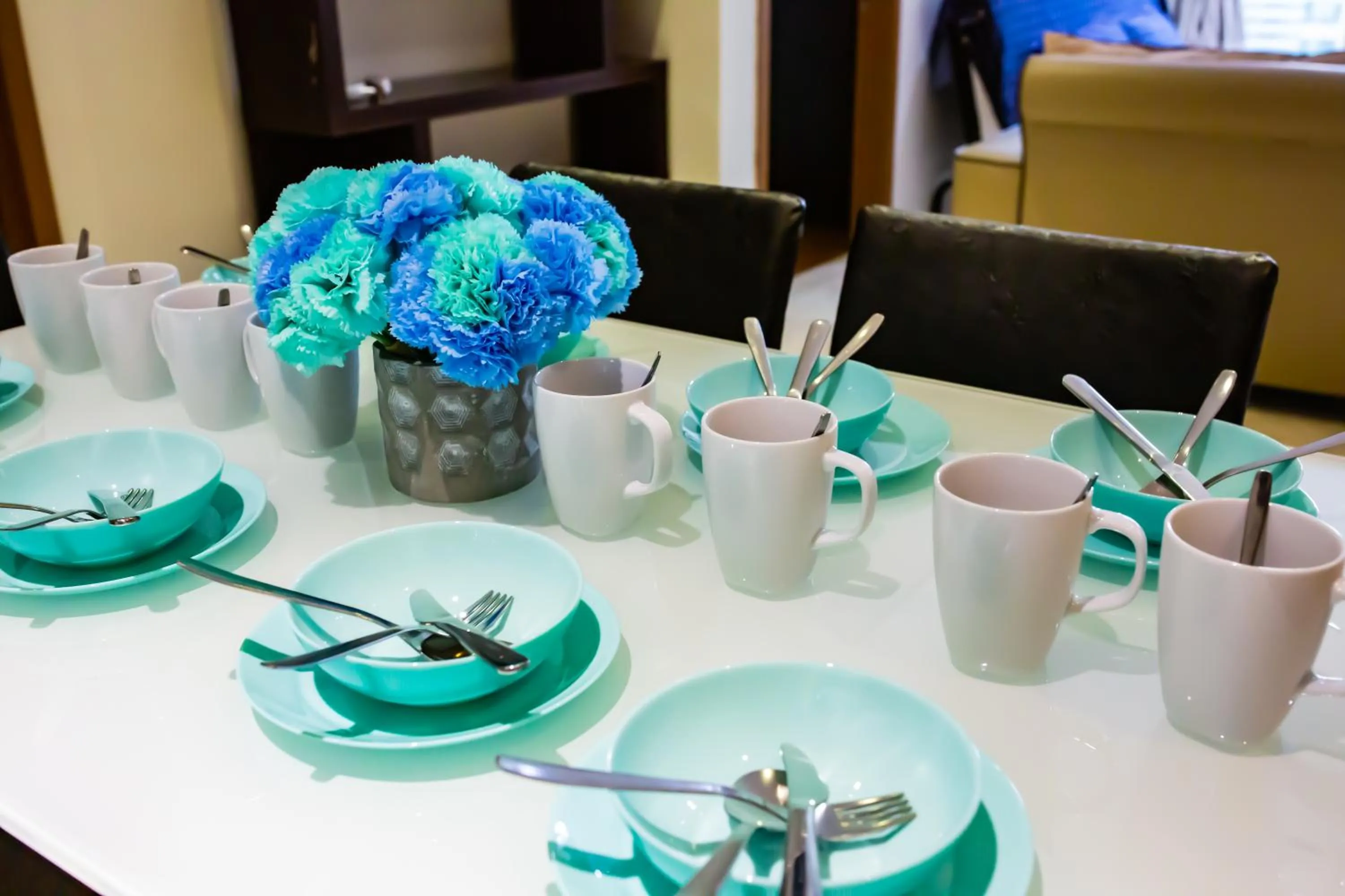 Dining area in Soho Suites KLCC by Alucard's Cat