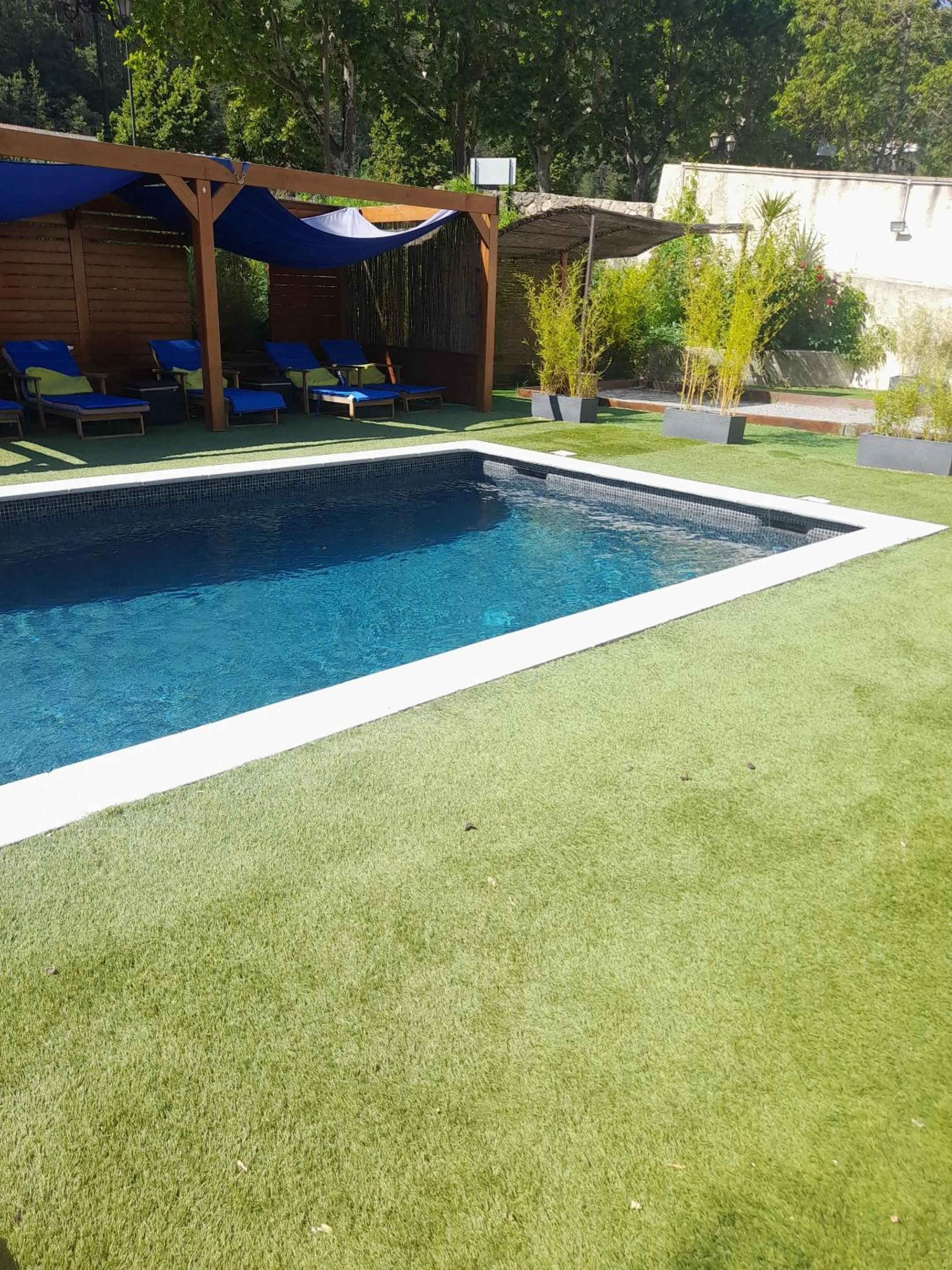 Pool view in Hôtel Les Alizés