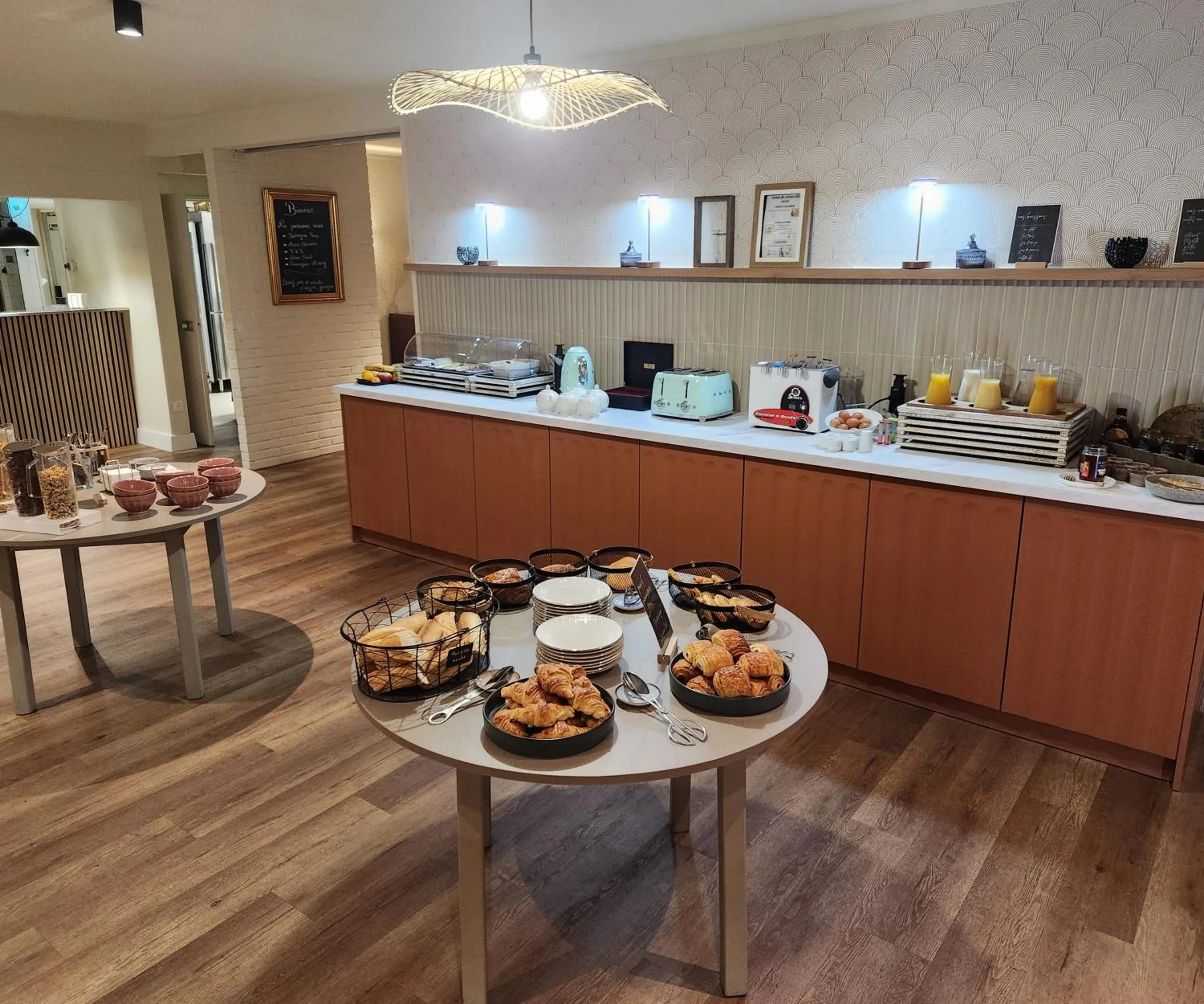 Breakfast in Hôtel Nell - Axelle - Maison Tassoni