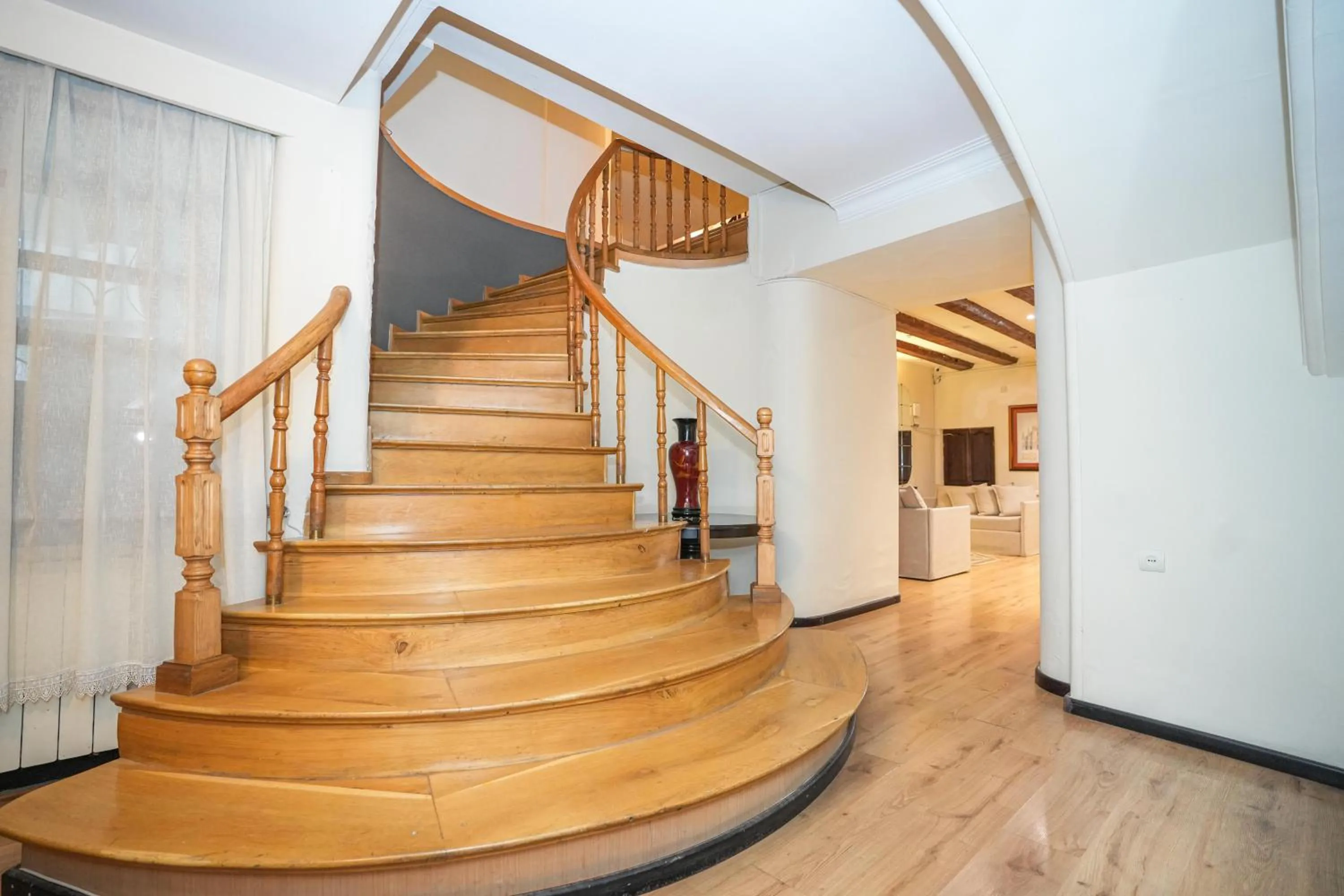 locker in Beaumonde Hotel Tbilisi