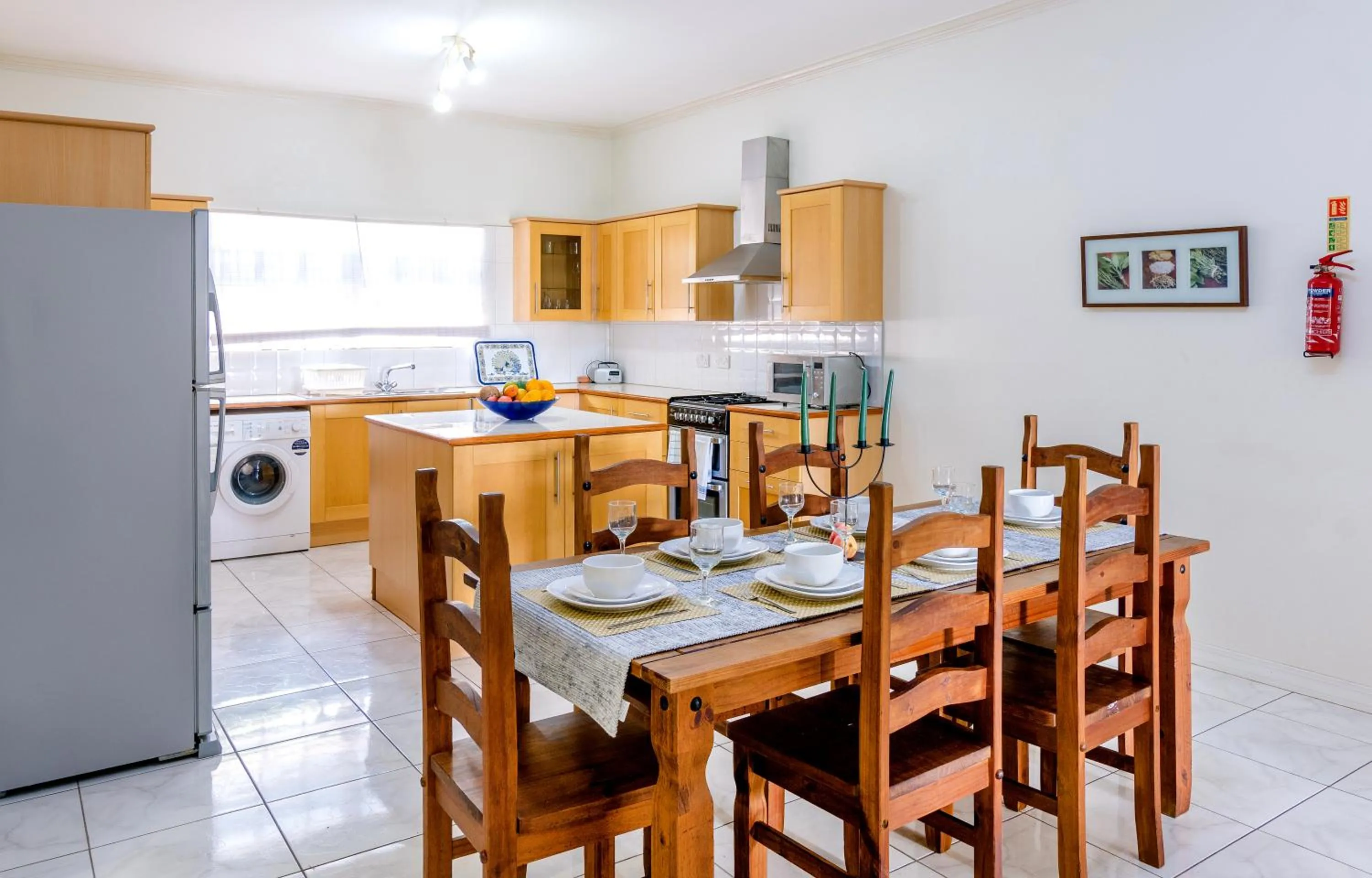 Kitchen or kitchenette in Woburn Villas