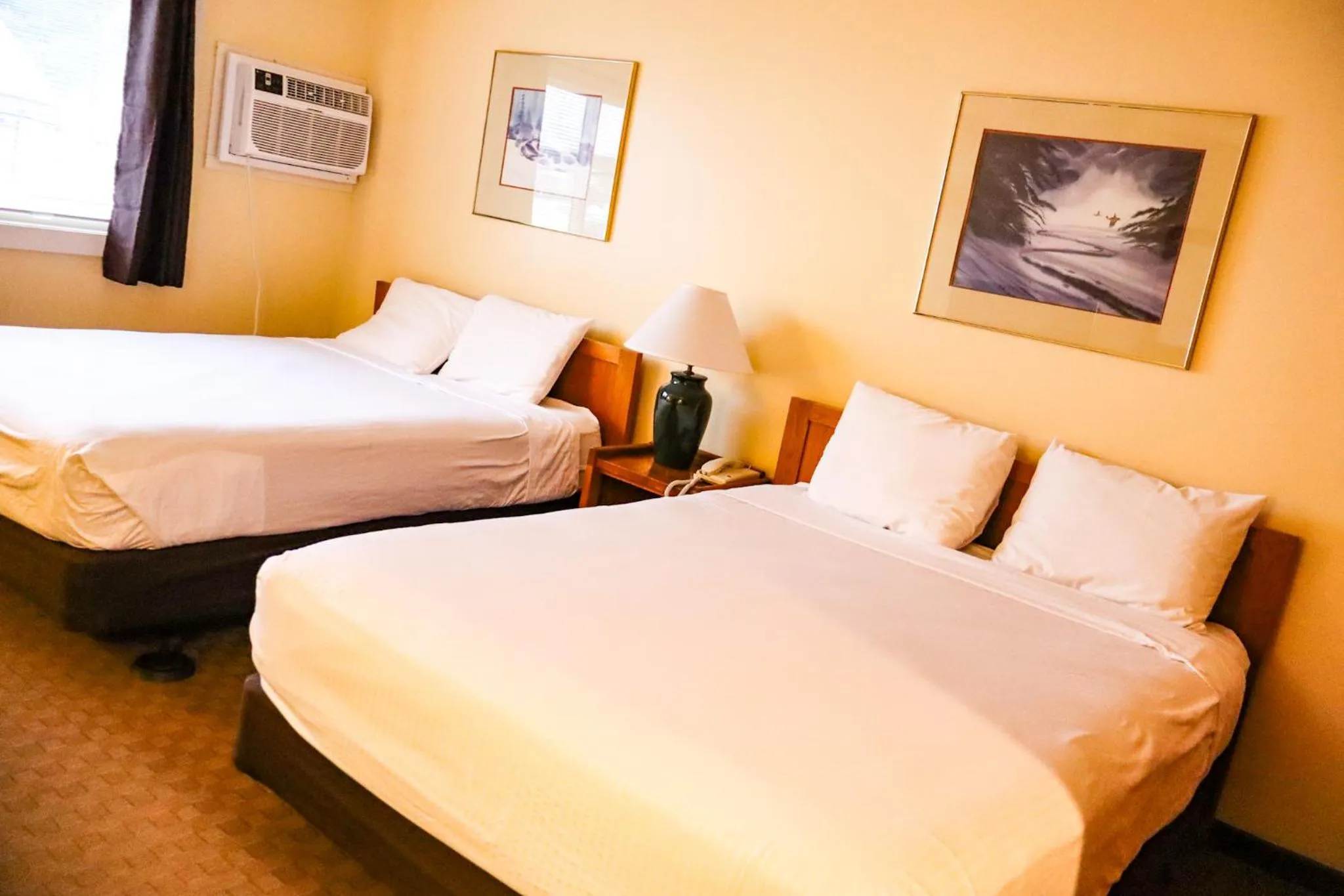 Bed in Snowy Owl Inn