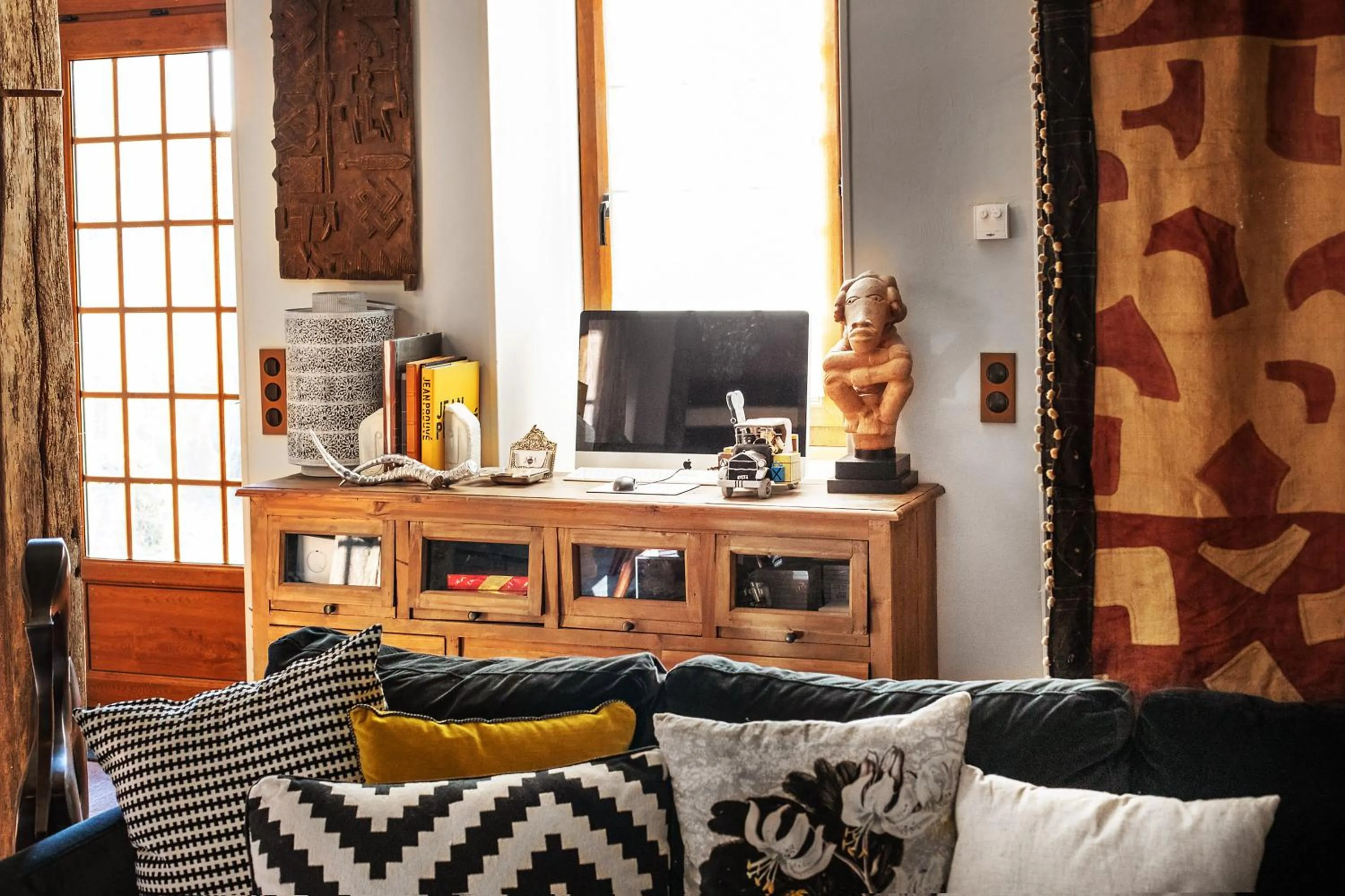 Living room in LA BELLÊME BLEUE